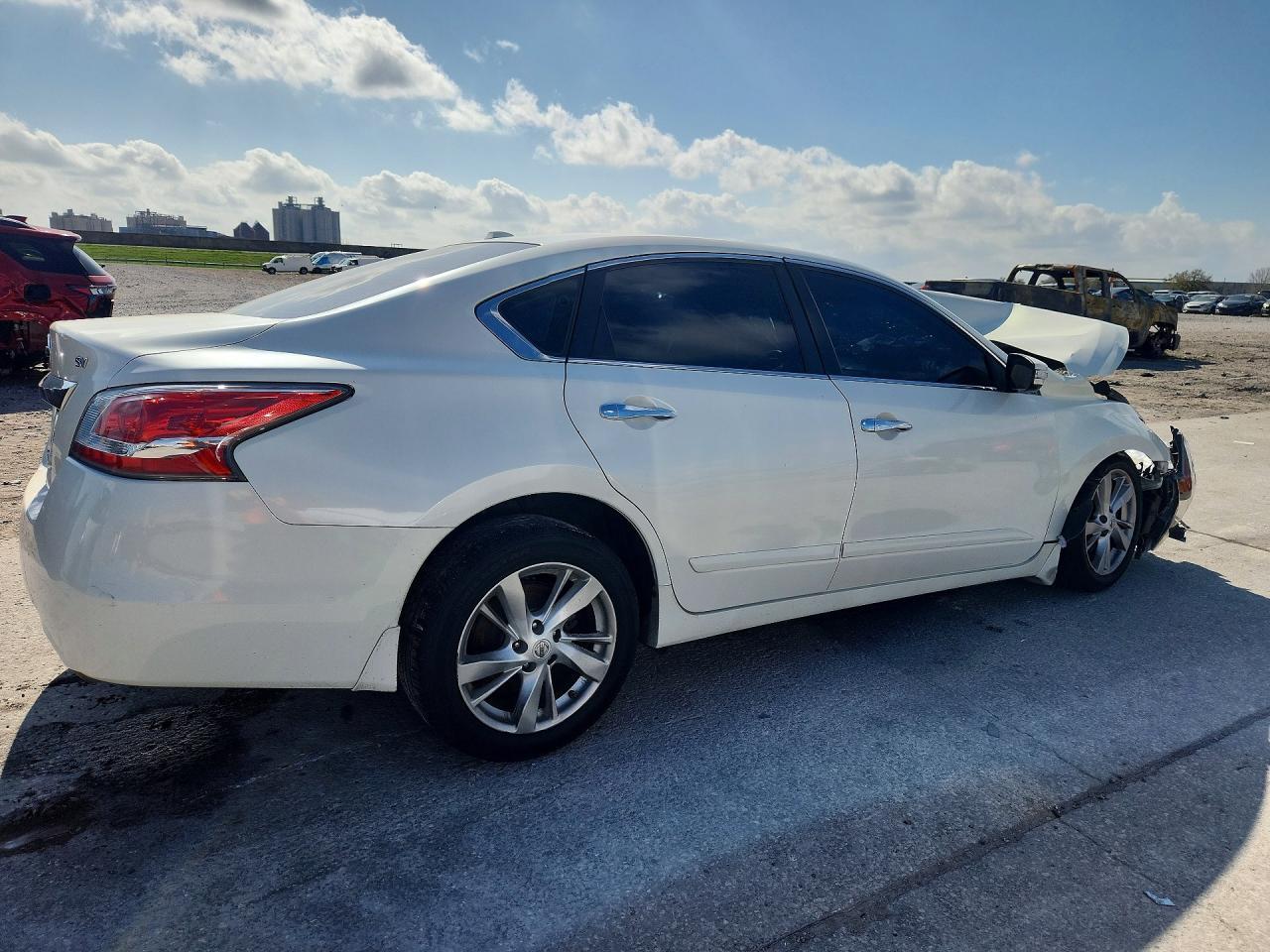 2015 Nissan Altima 2.5 - Фото 3