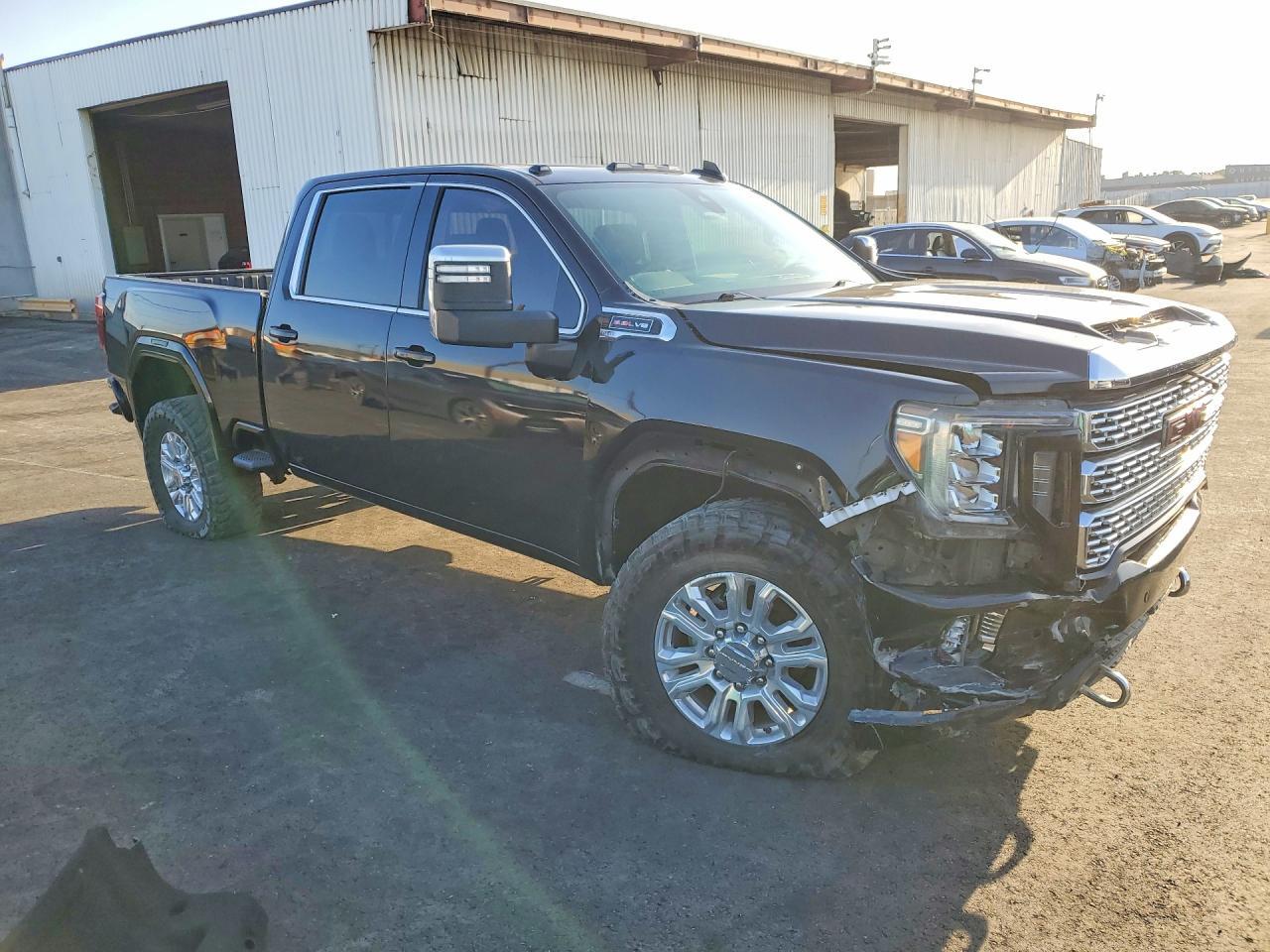 2022 GMC Sierra K2500 Denali - Image 4