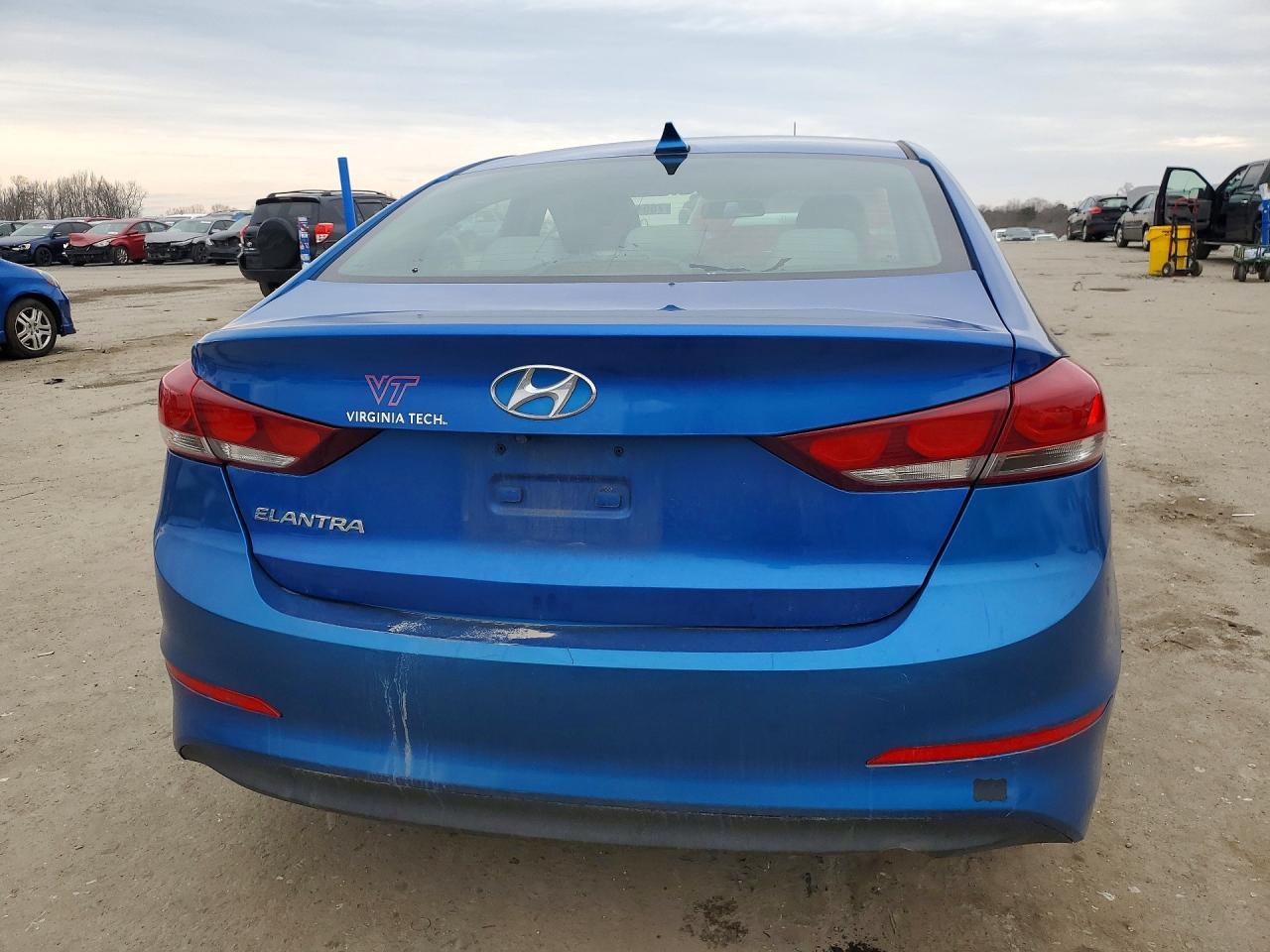 2017 Hyundai Elantra Se - Фото 6