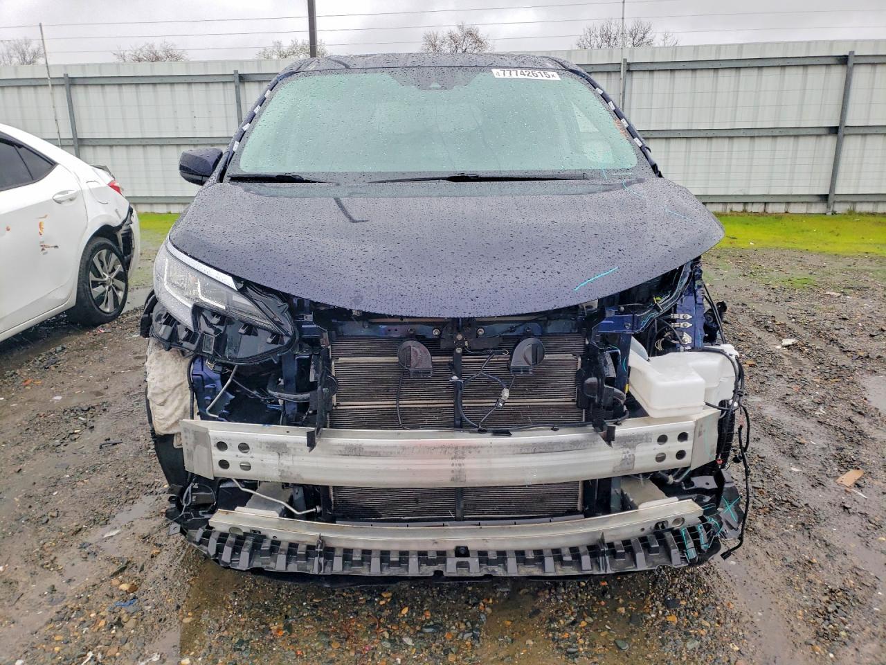 2022 Toyota Sienna Le - Фото 5