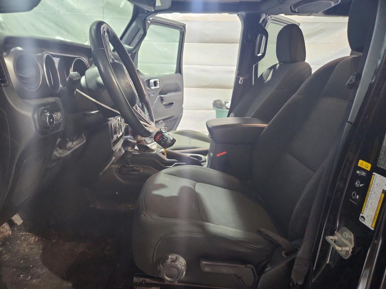 2022 Jeep Wrangler Unlimited Sport - Фото 7
