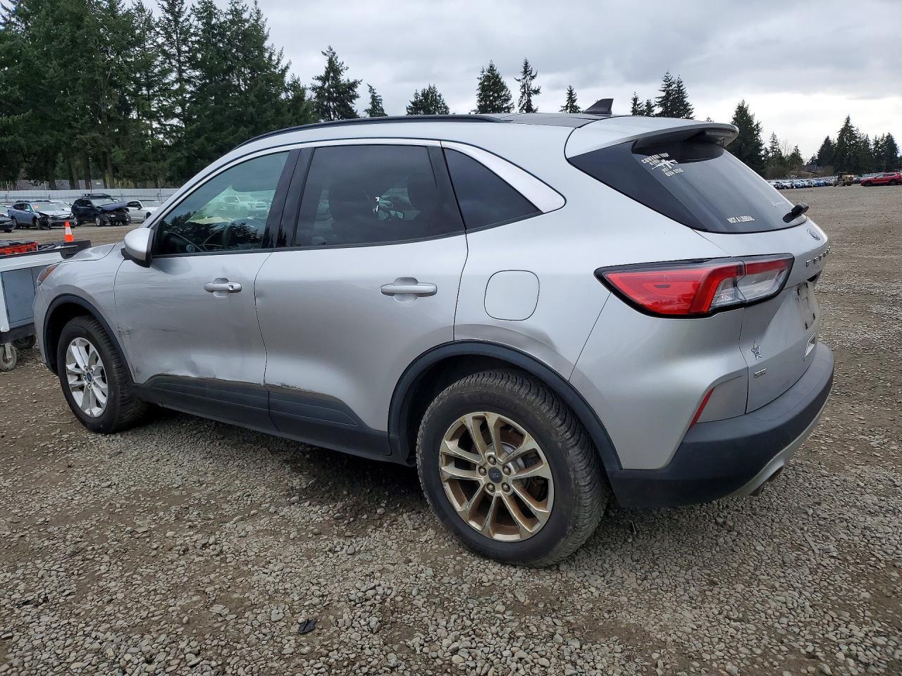 2020 Ford Escape Se - Image 2