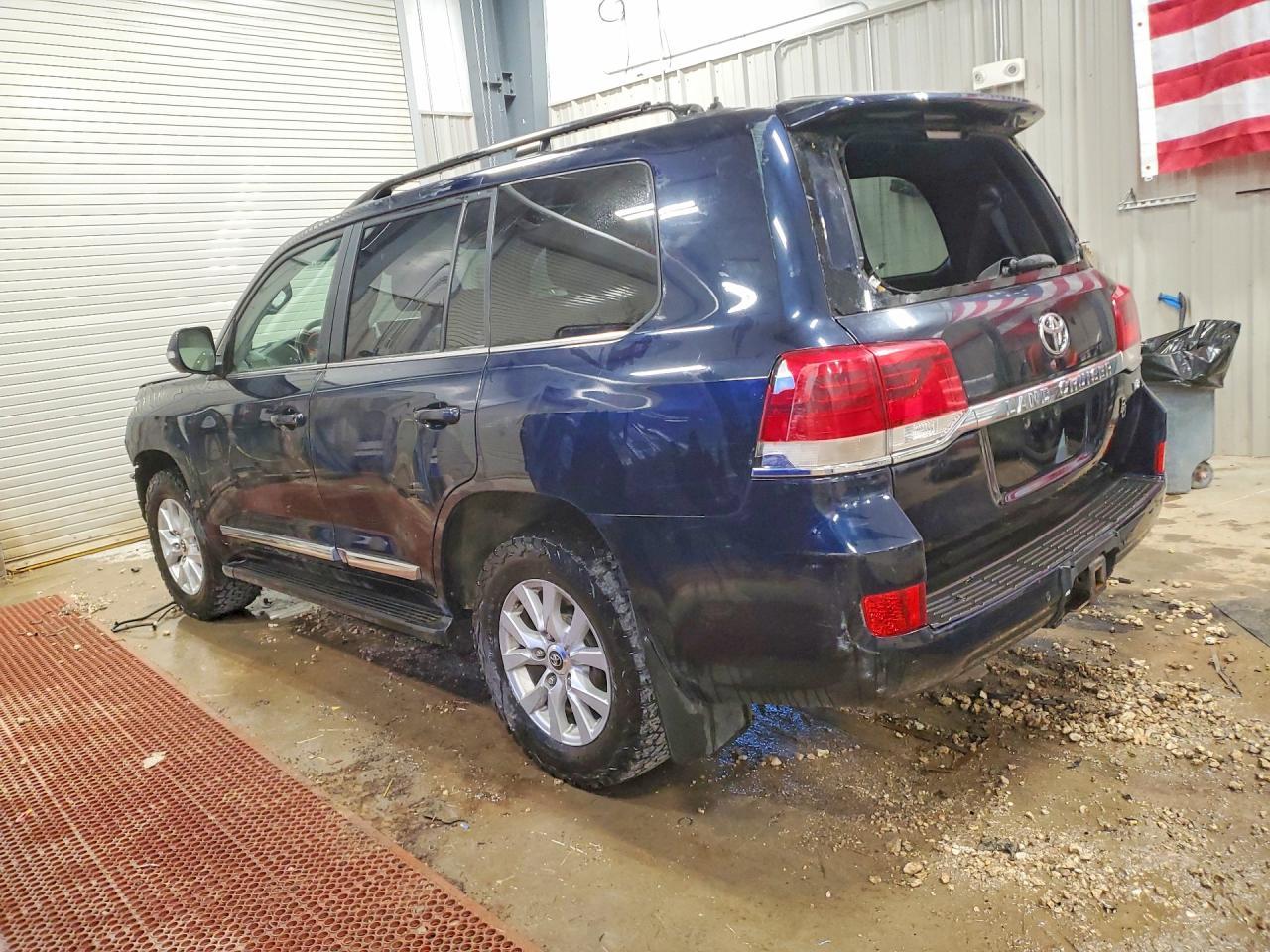 2016 Toyota Land Cruiser Base - Фото 2
