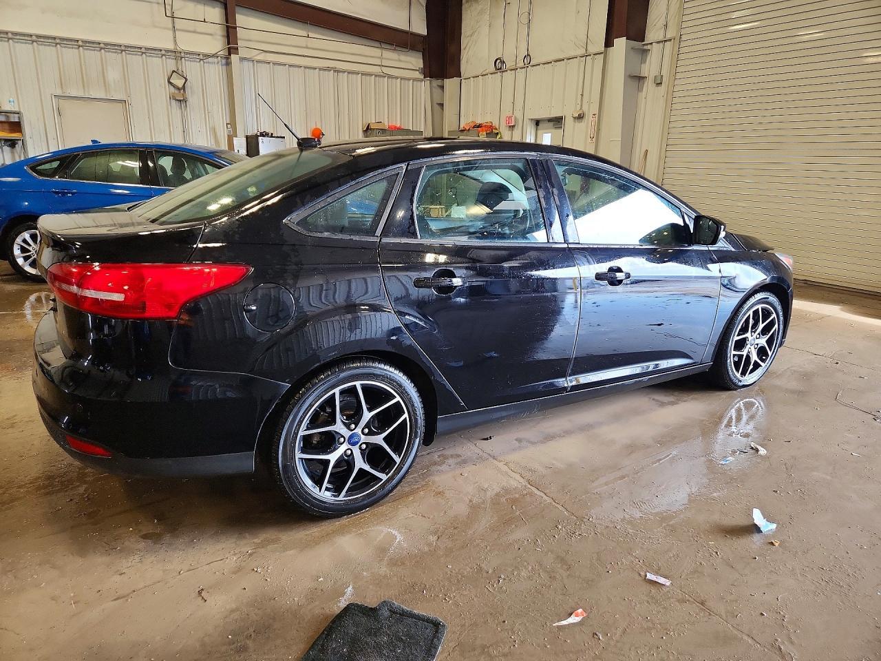 2017 Ford Focus Sel - Image 3