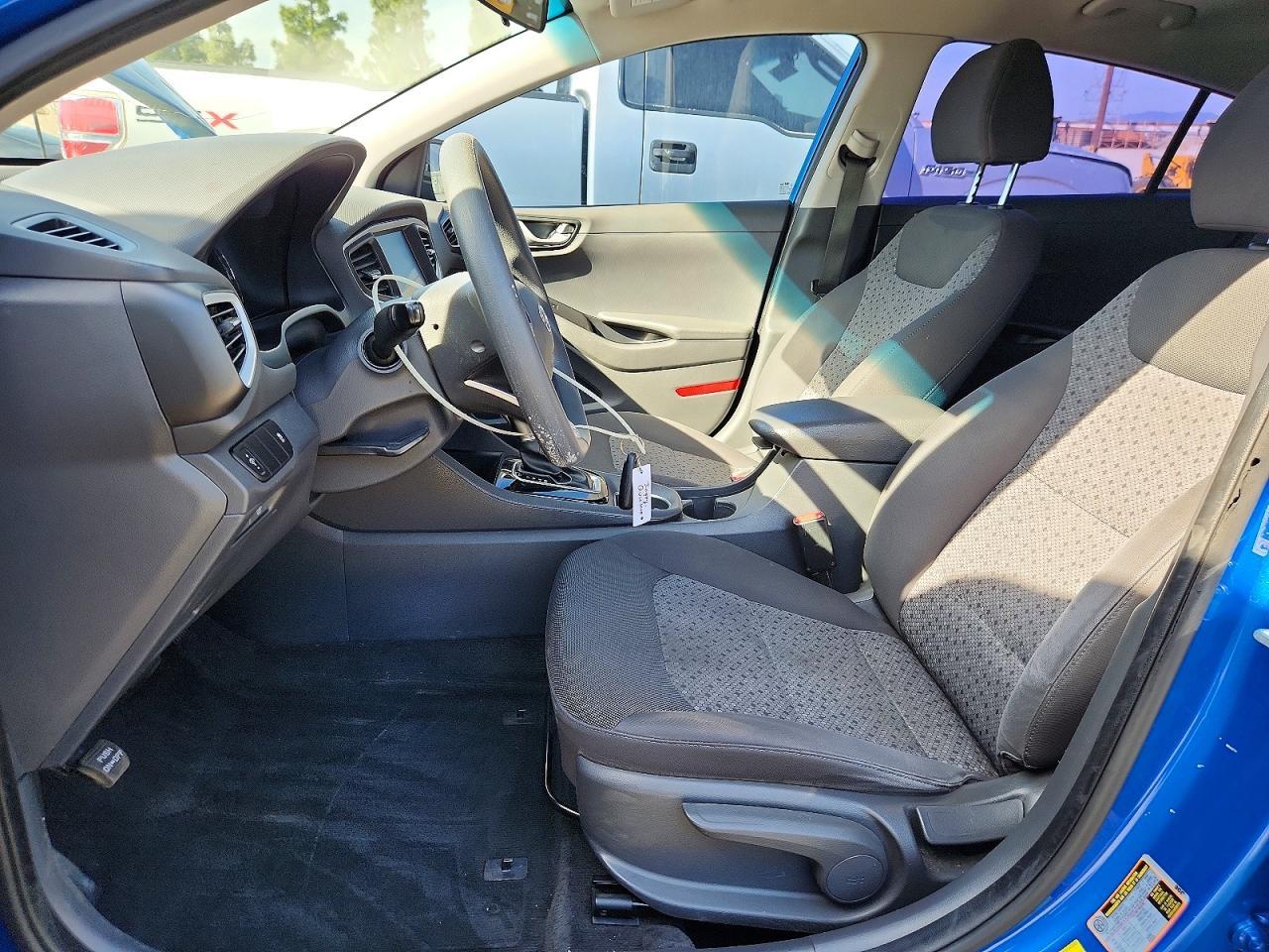 2018 Hyundai Ioniq Blue - Image 7