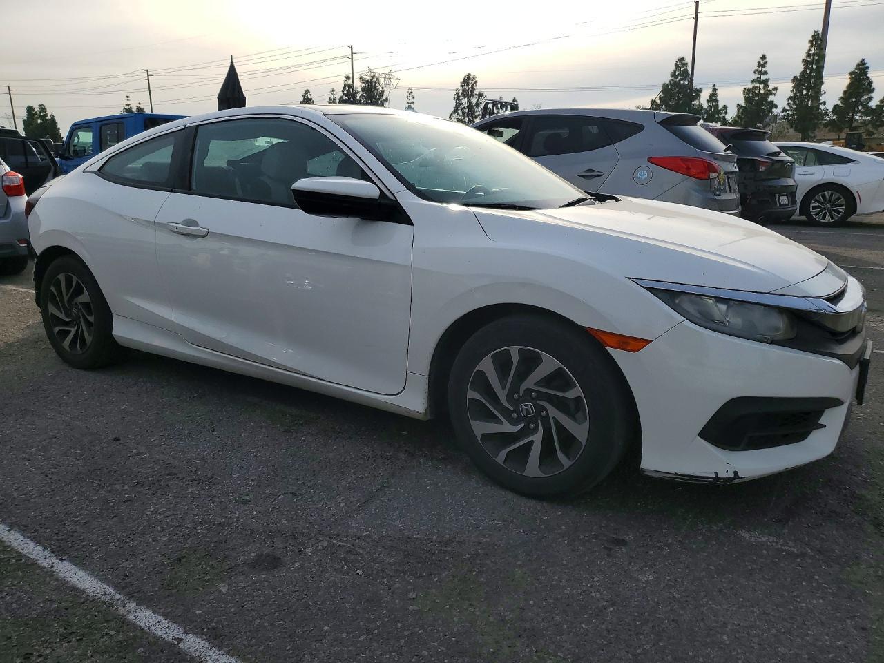 2016 Honda Civic Lx - Фото 4