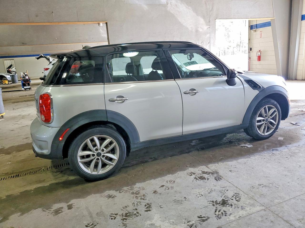 2014 Mini Cooper S Countryman - Image 3