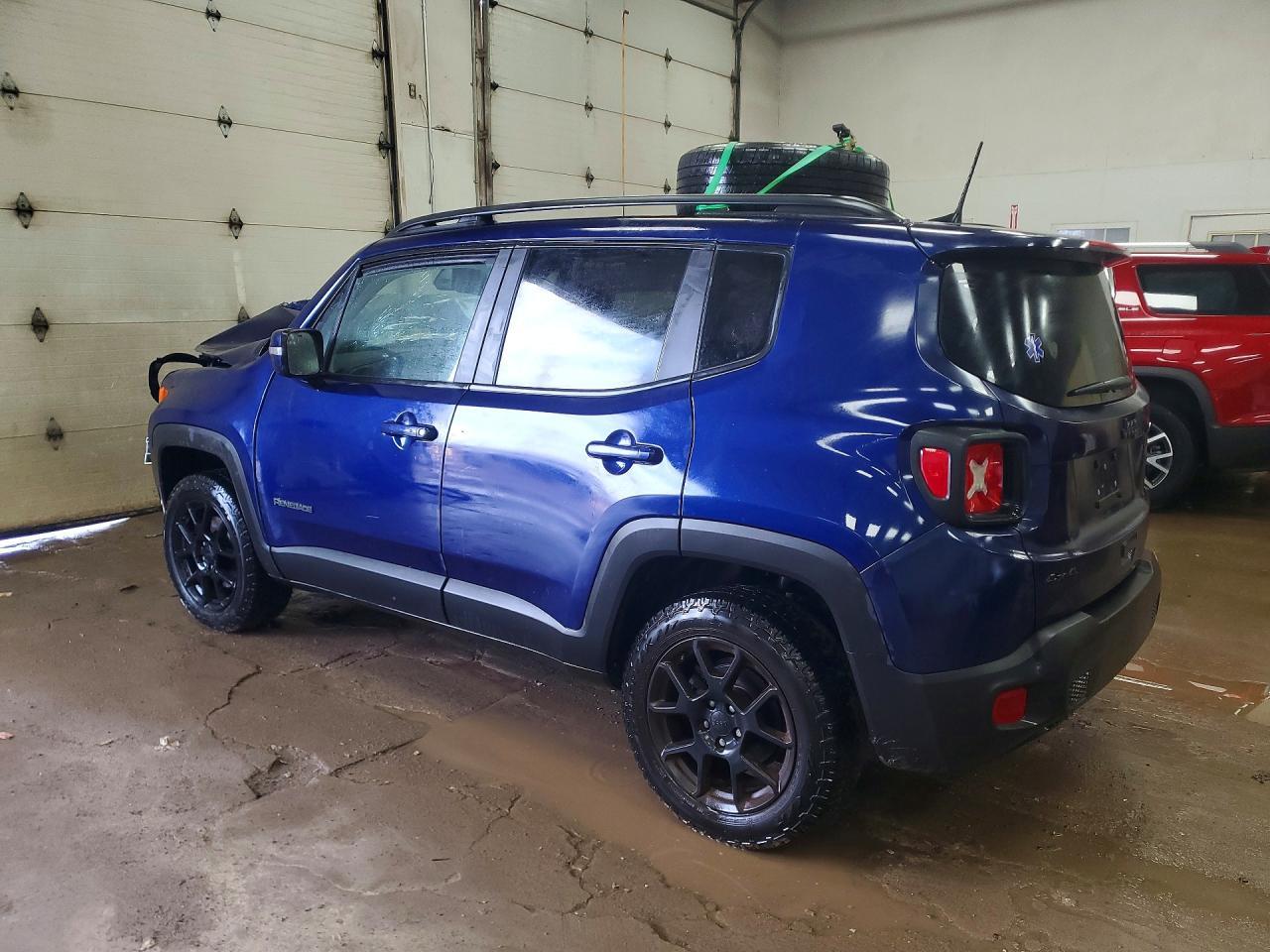 2019 Jeep Renegade Latitude - Image 2