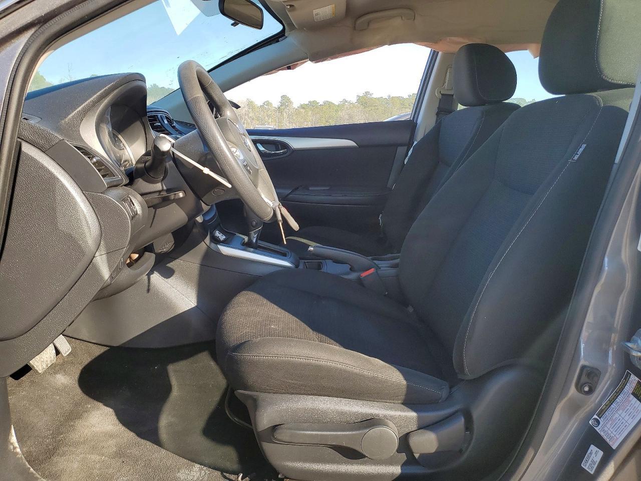 2019 Nissan Sentra - Фото 7
