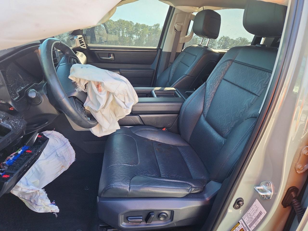 2022 Toyota Tundra Sr5 - Image 7