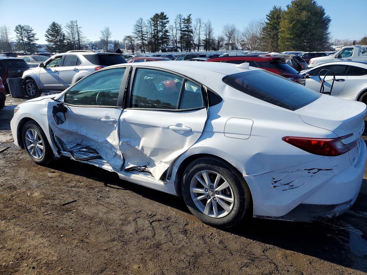 2025 Toyota Camry Xse - Фото 2