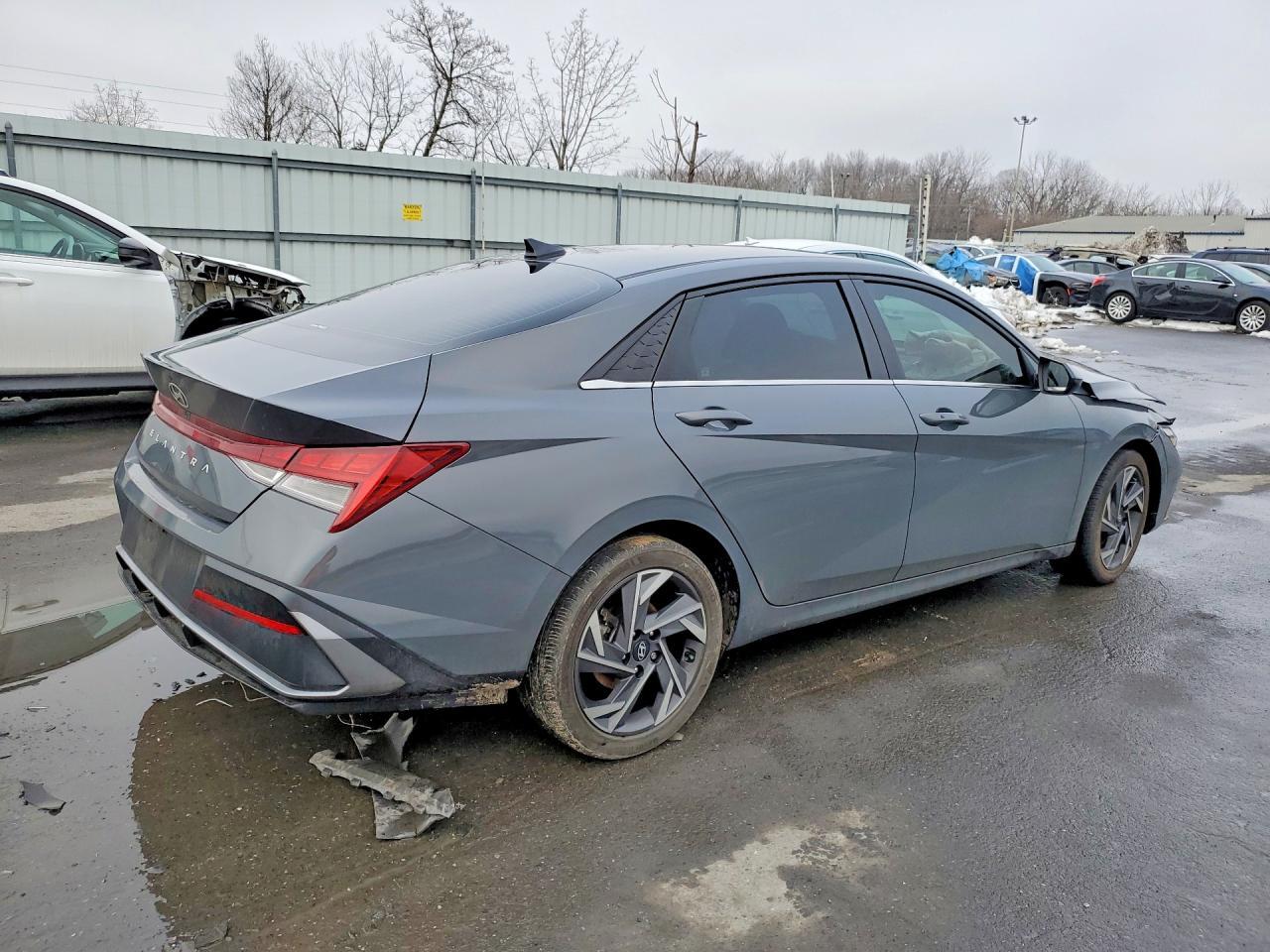 2024 Hyundai Elantra Sel - Фото 3