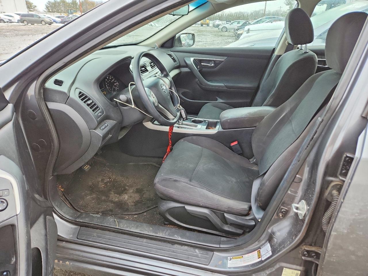 2014 Nissan Altima 2.5 - Image 7
