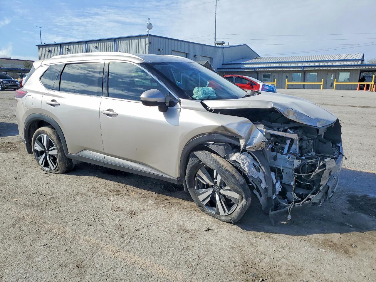 2024 Nissan Rogue Sl - Image 4