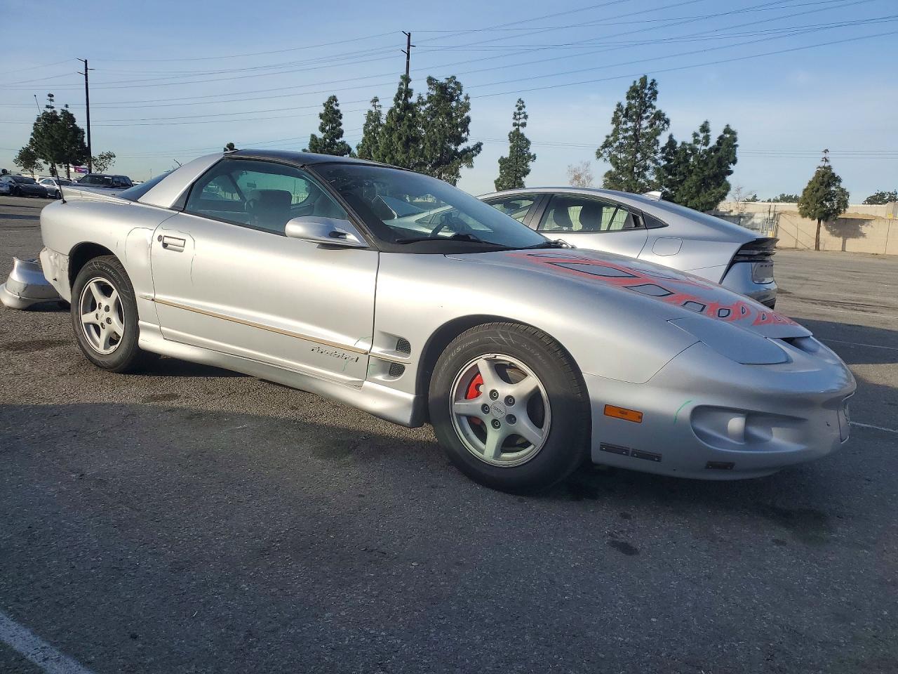 1999 Pontiac Firebird - Image 4