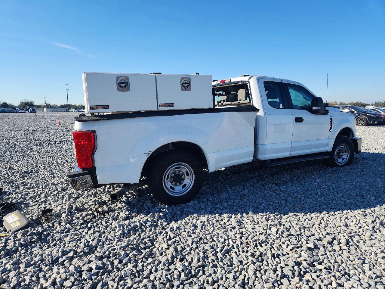 2022 Ford F250 Super Duty - Фото 3