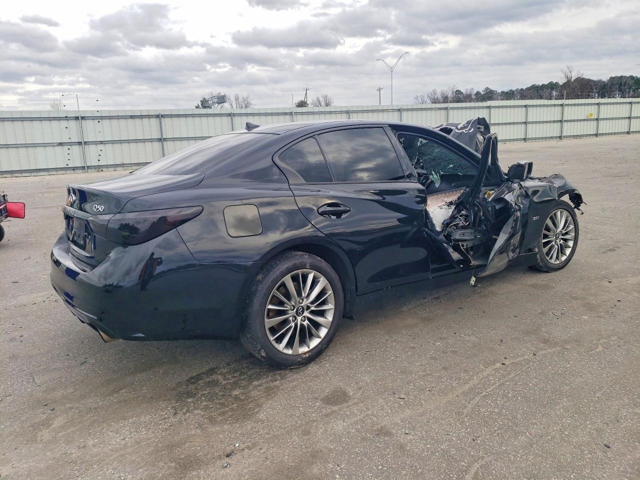 2019 Infiniti Q50 Luxe - Фото 5