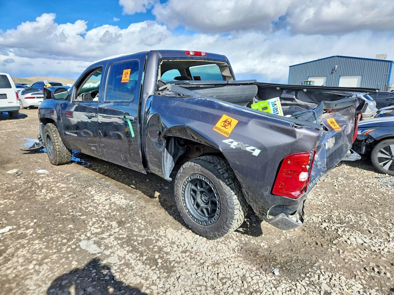 2010 Chevrolet Silverado K1500 - Image 2