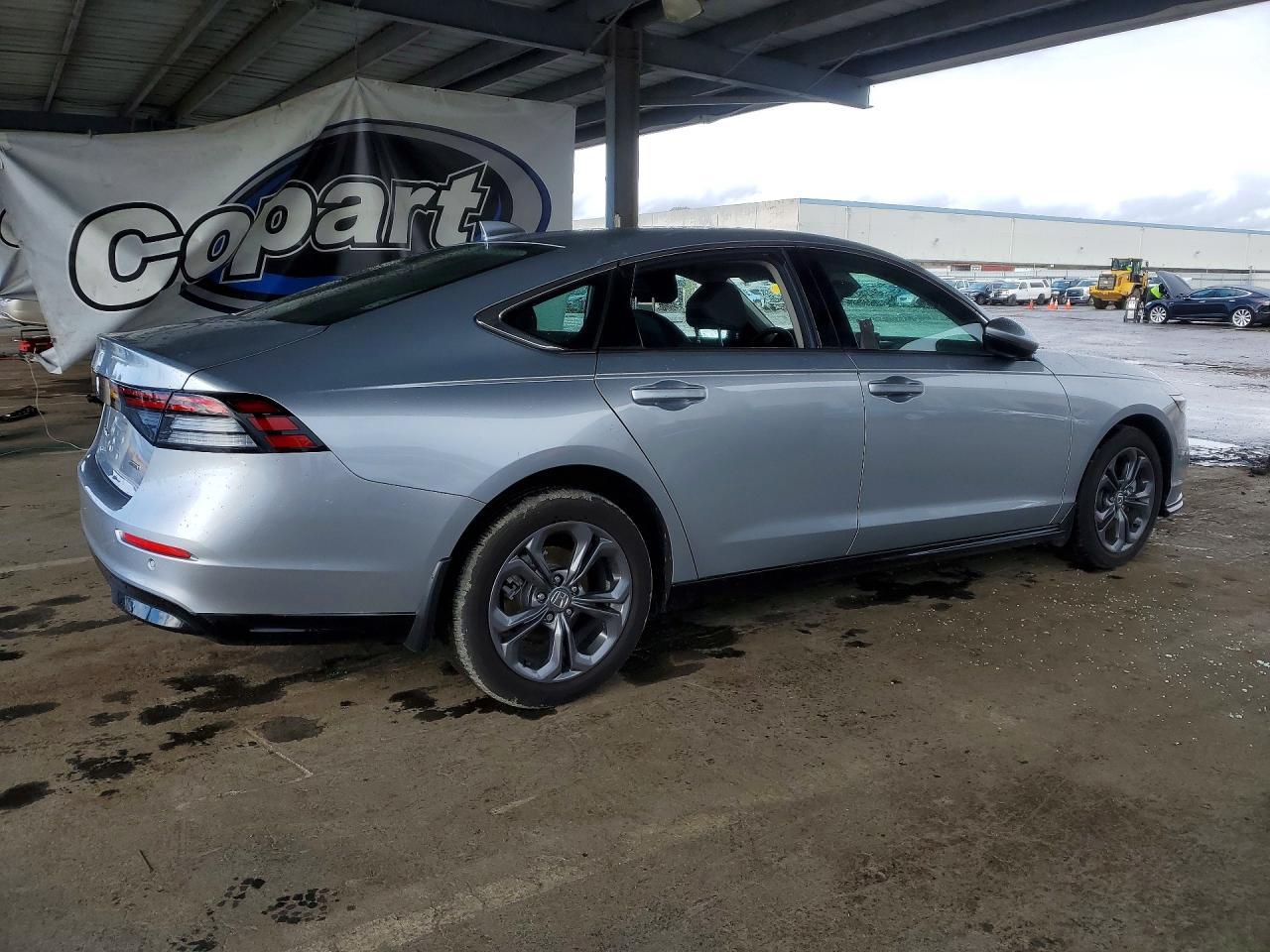 2025 Honda Accord Hybrid Exl - Фото 3