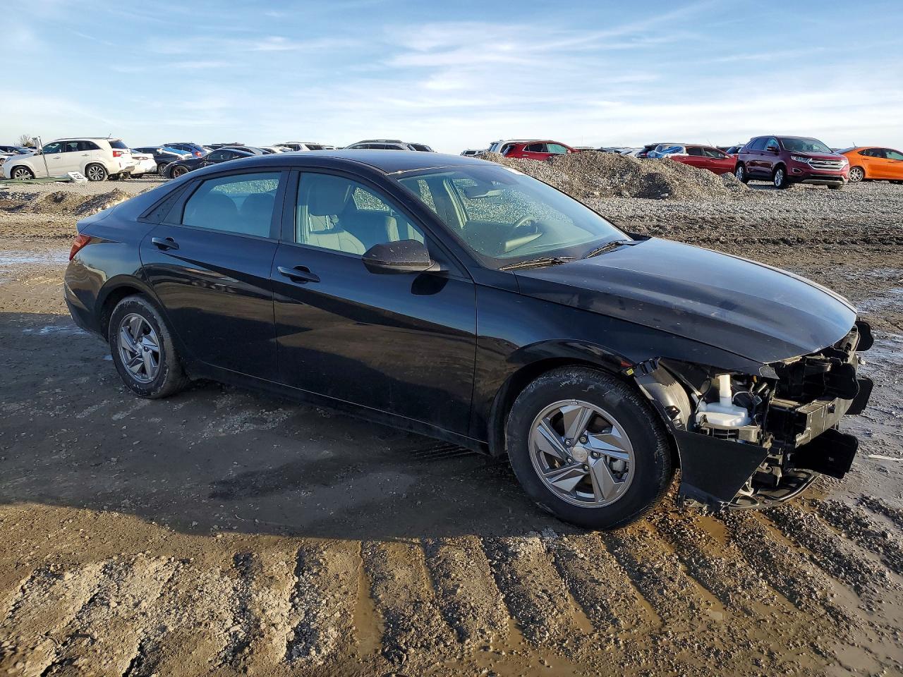 2024 Hyundai Elantra Se - Фото 4