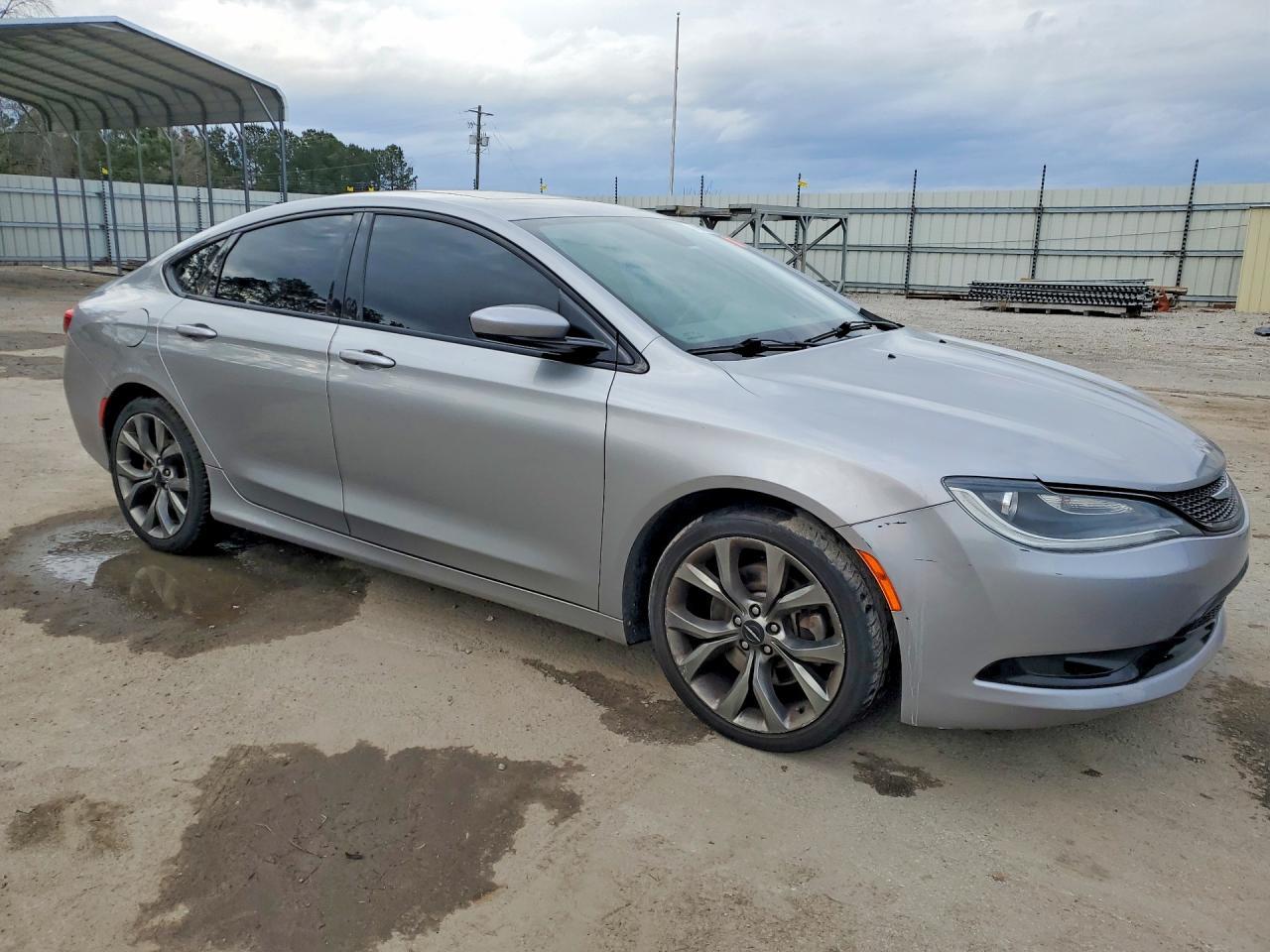 2015 Chrysler 200 S - Фото 4
