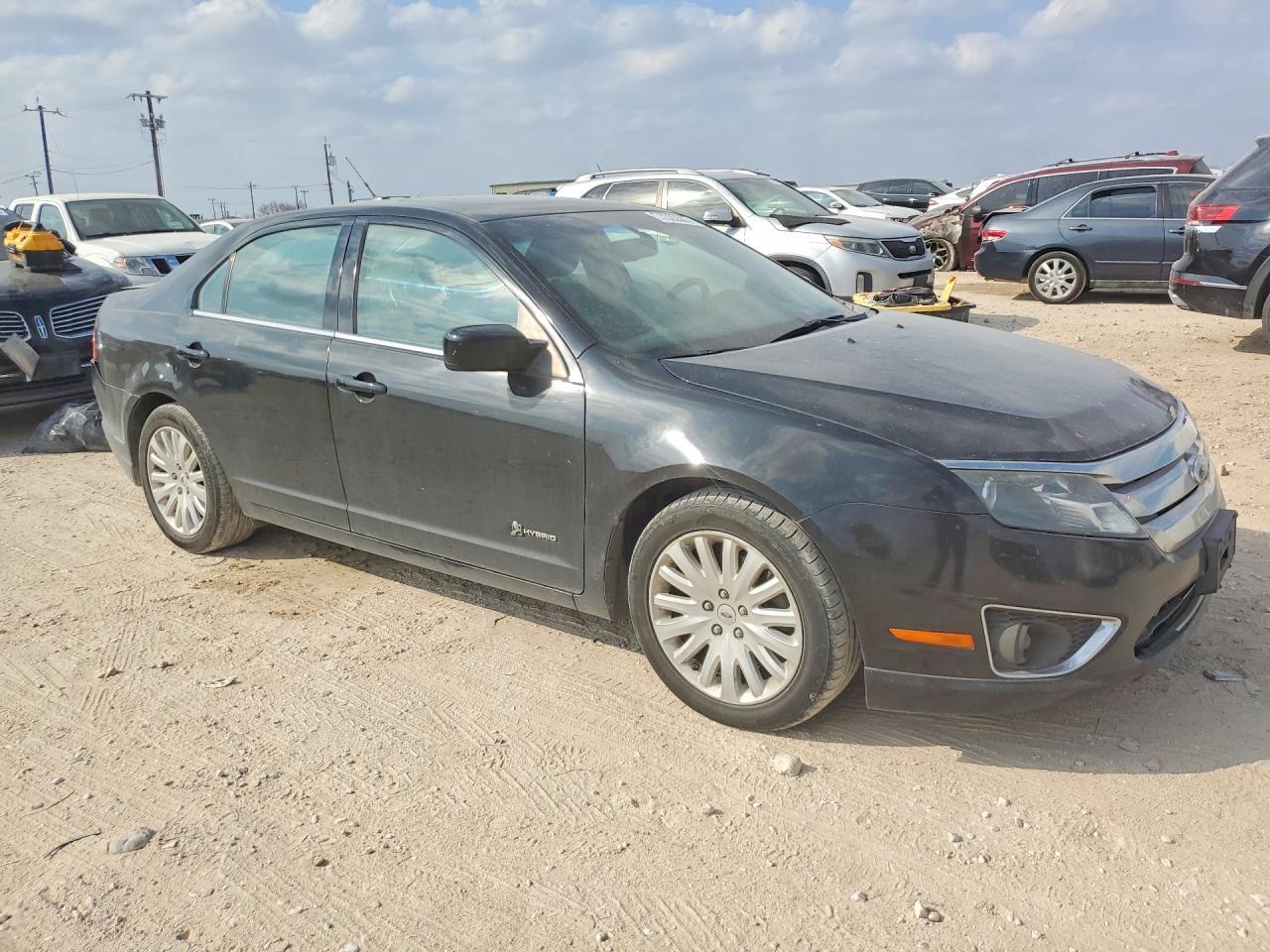 2010 Ford Fusion Hybrid - Image 4