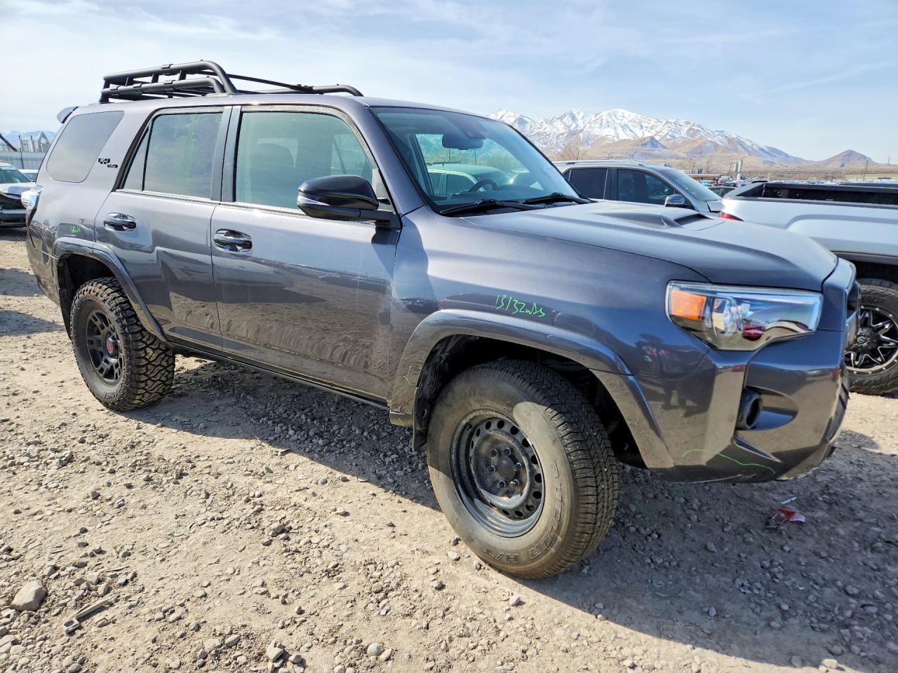 2021 Toyota 4Runner Venture - Фото 4