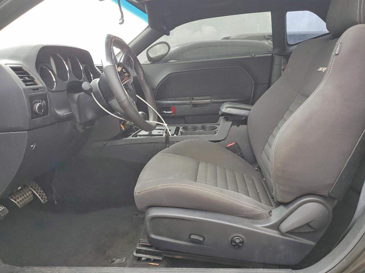 2014 Dodge Challenger Srt8 Core - Image 7