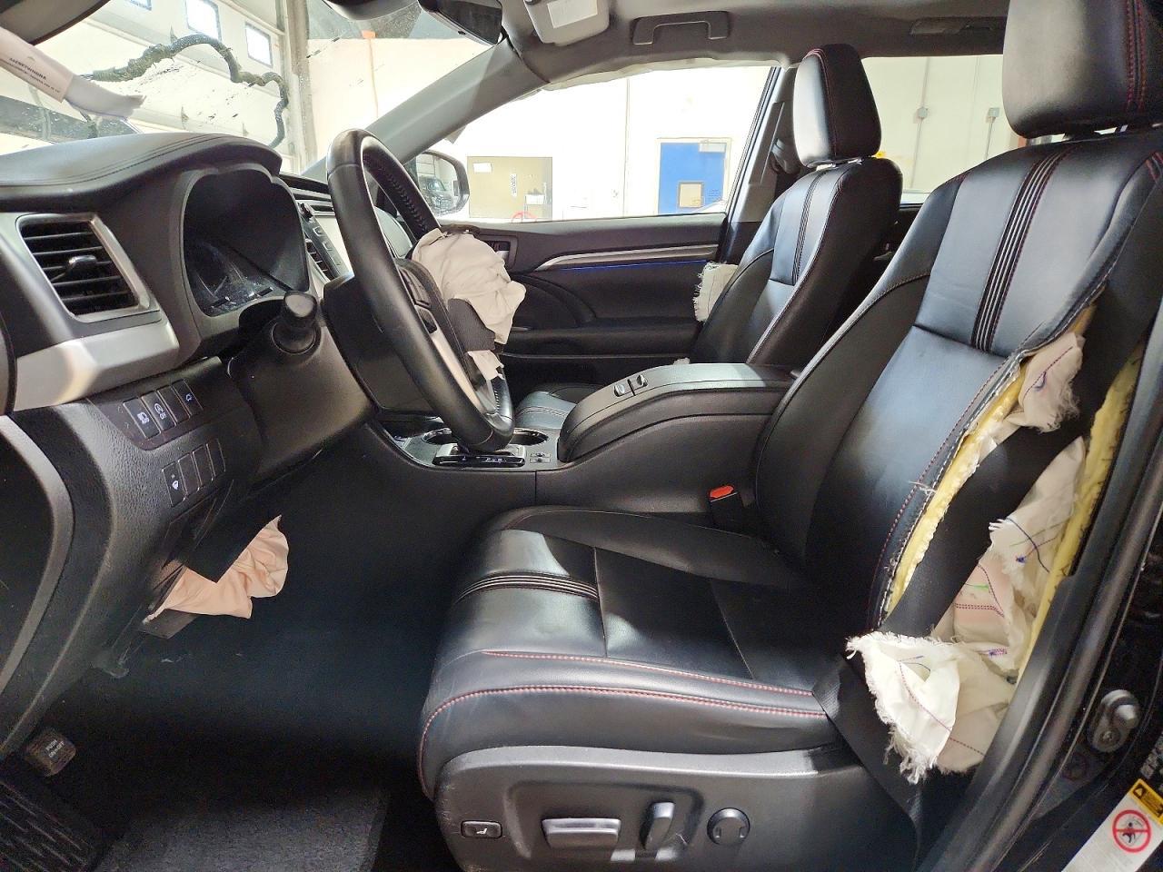 2019 Toyota Highlander Se - Image 7
