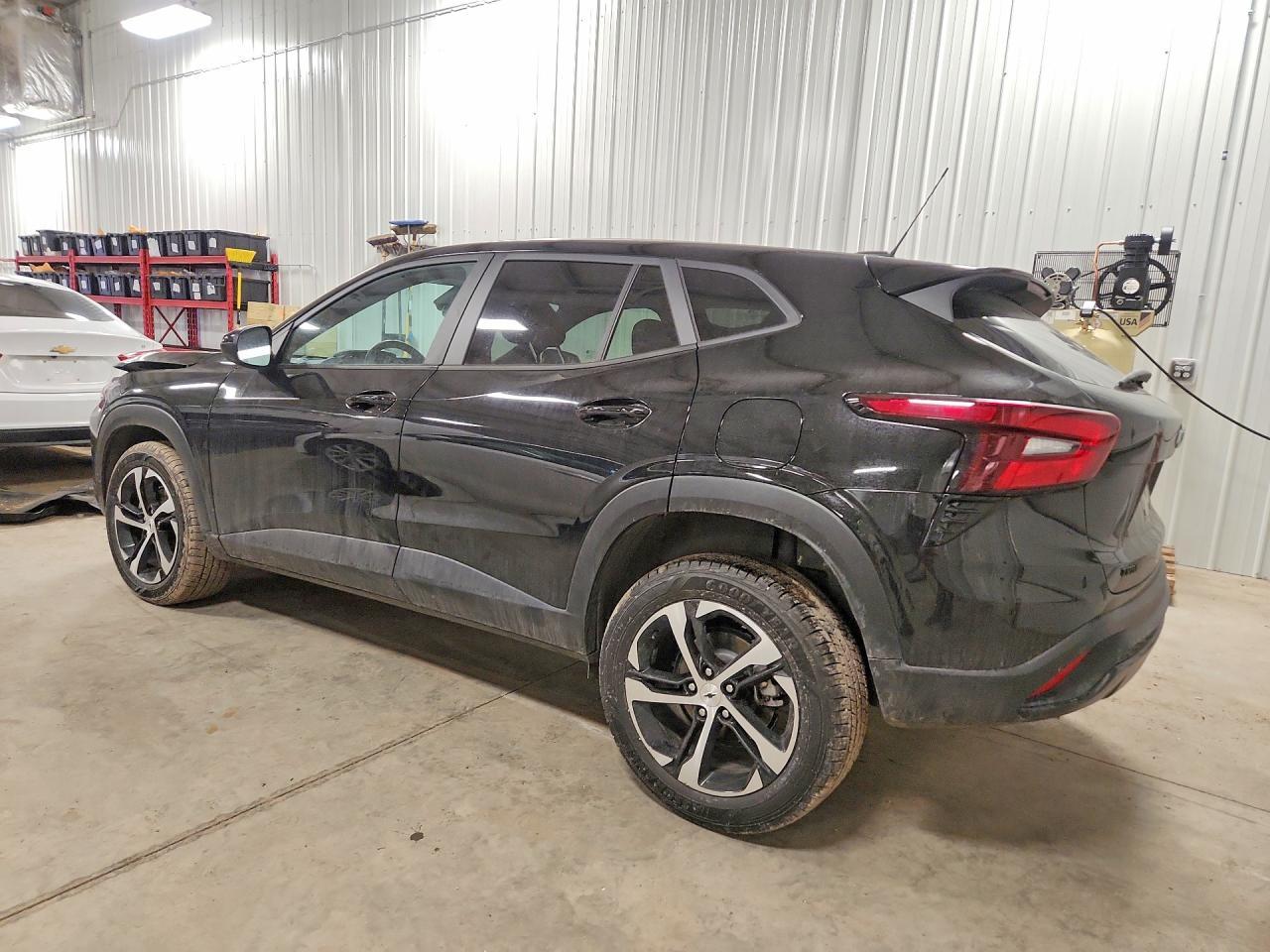 2024 Chevrolet Trax 1Rs - Фото 2