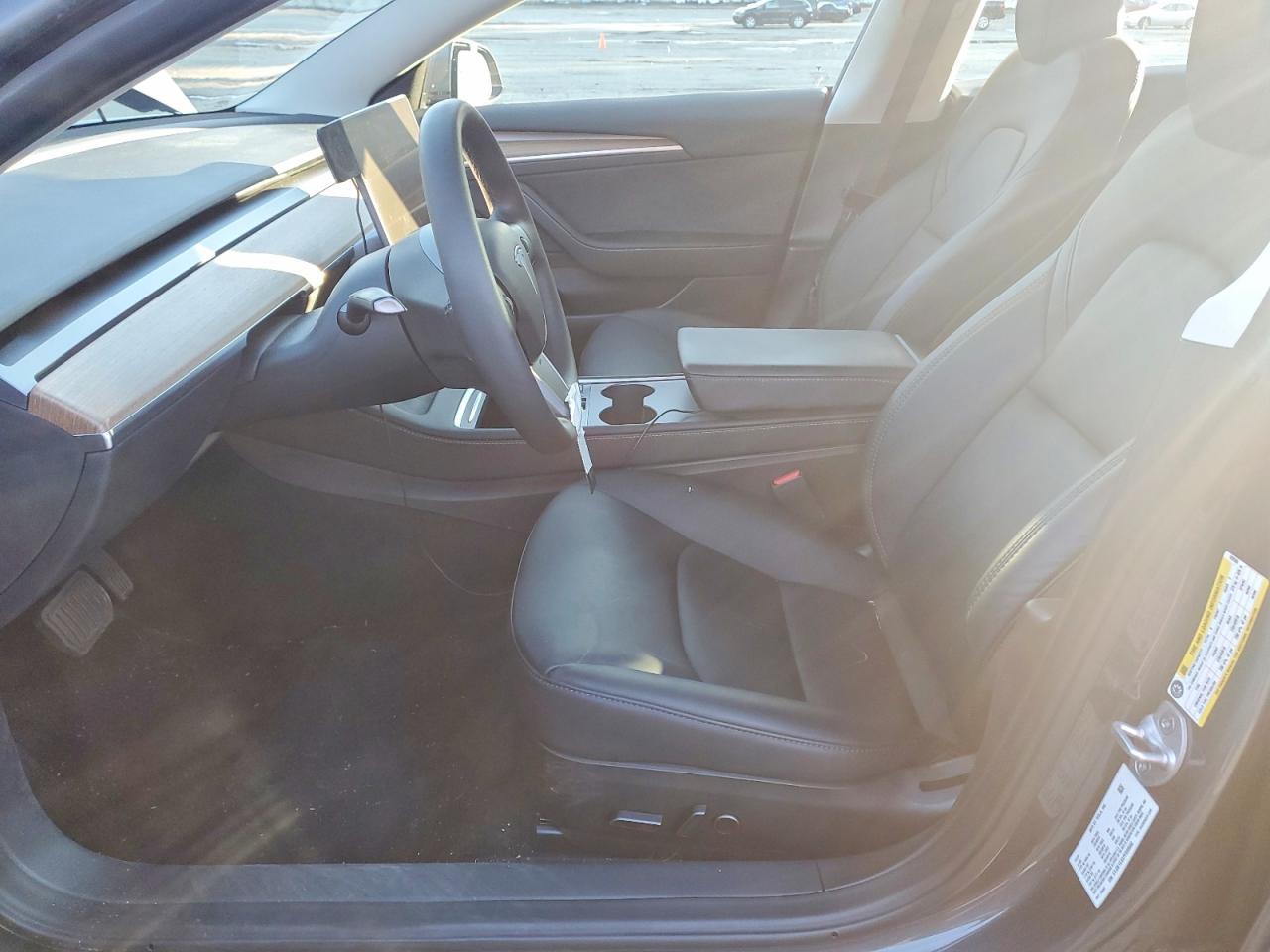 2023 Tesla Model 3 - Фото 7