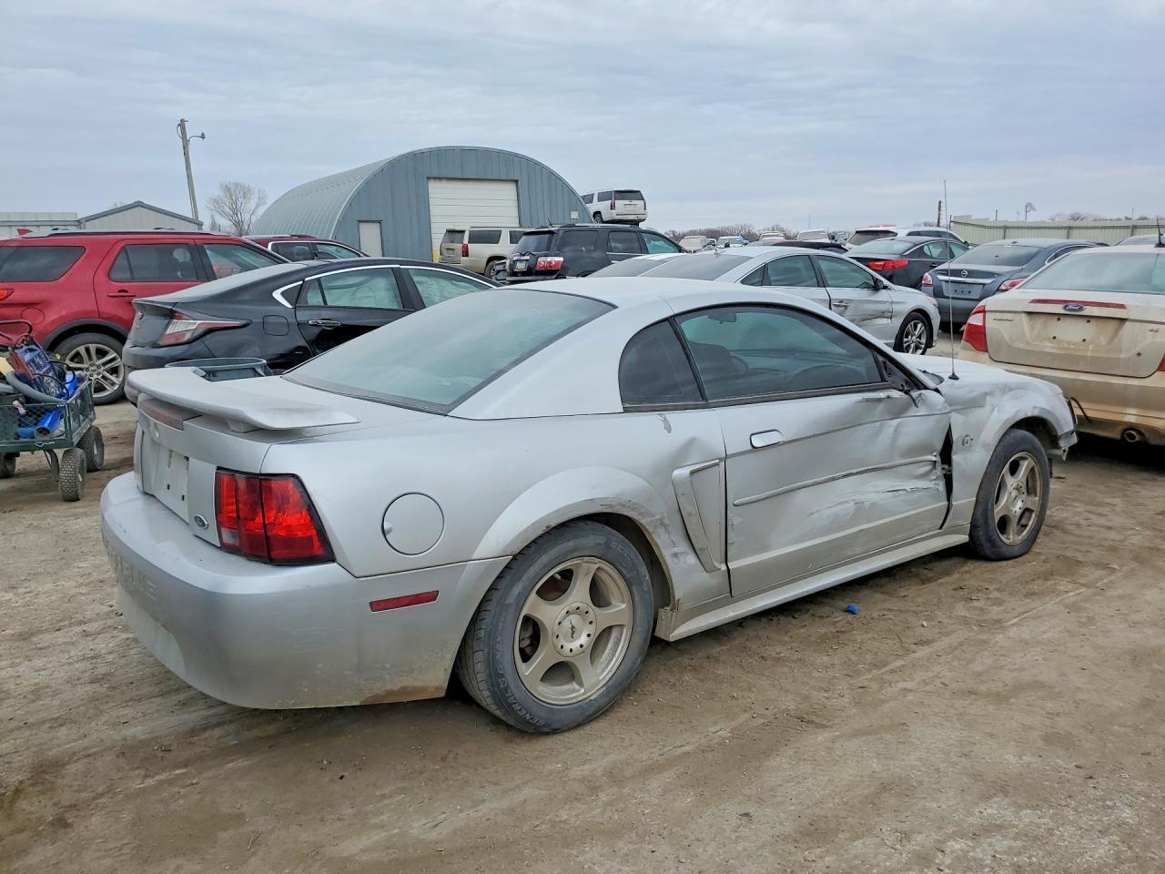 2004 Ford Mustang - Фото 3