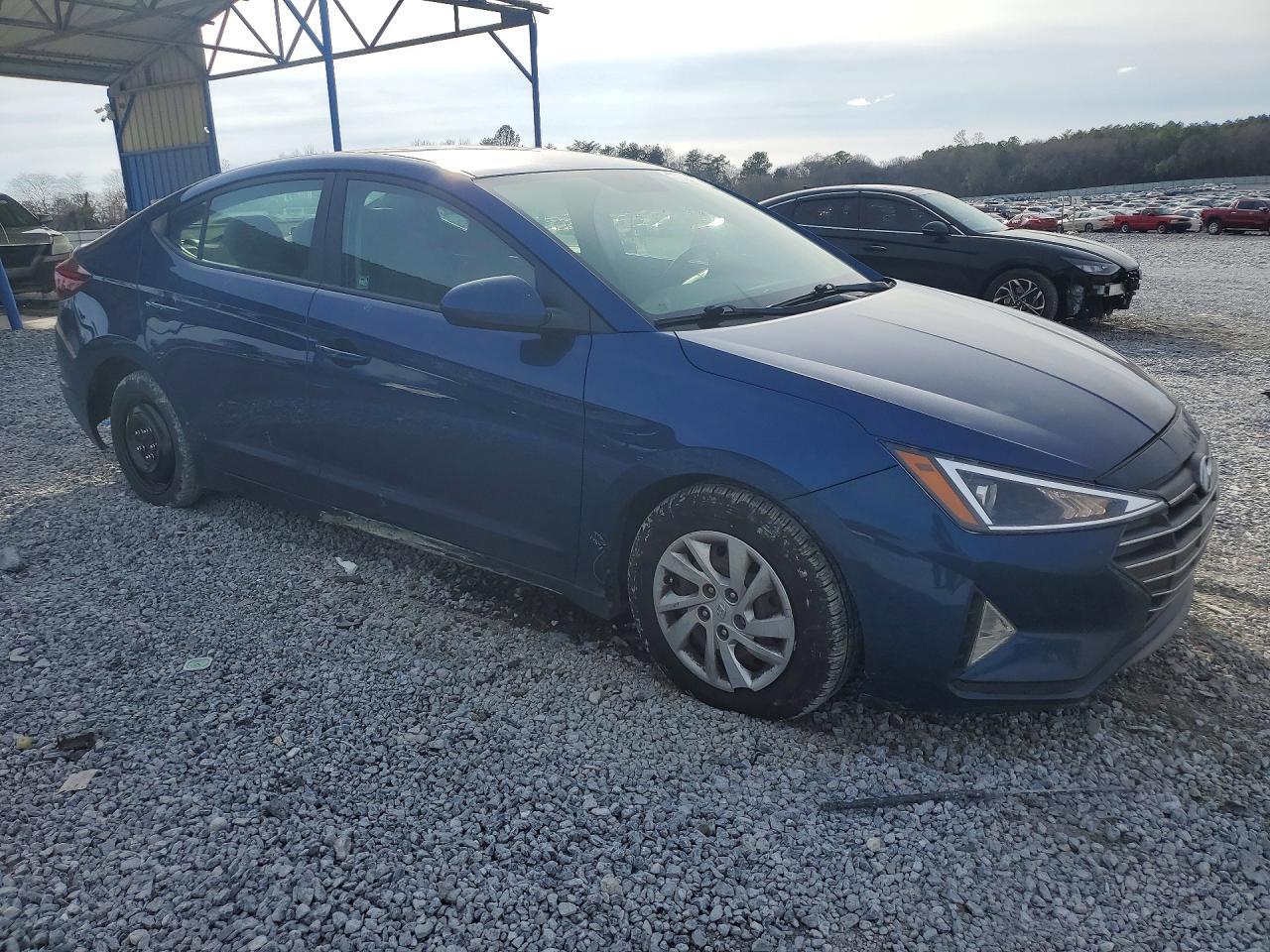 2019 Hyundai Elantra Se - Фото 4