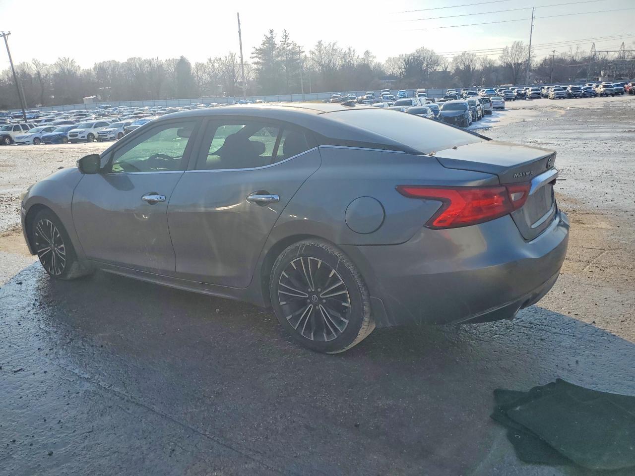 2016 Nissan Maxima 3.5S - Image 2