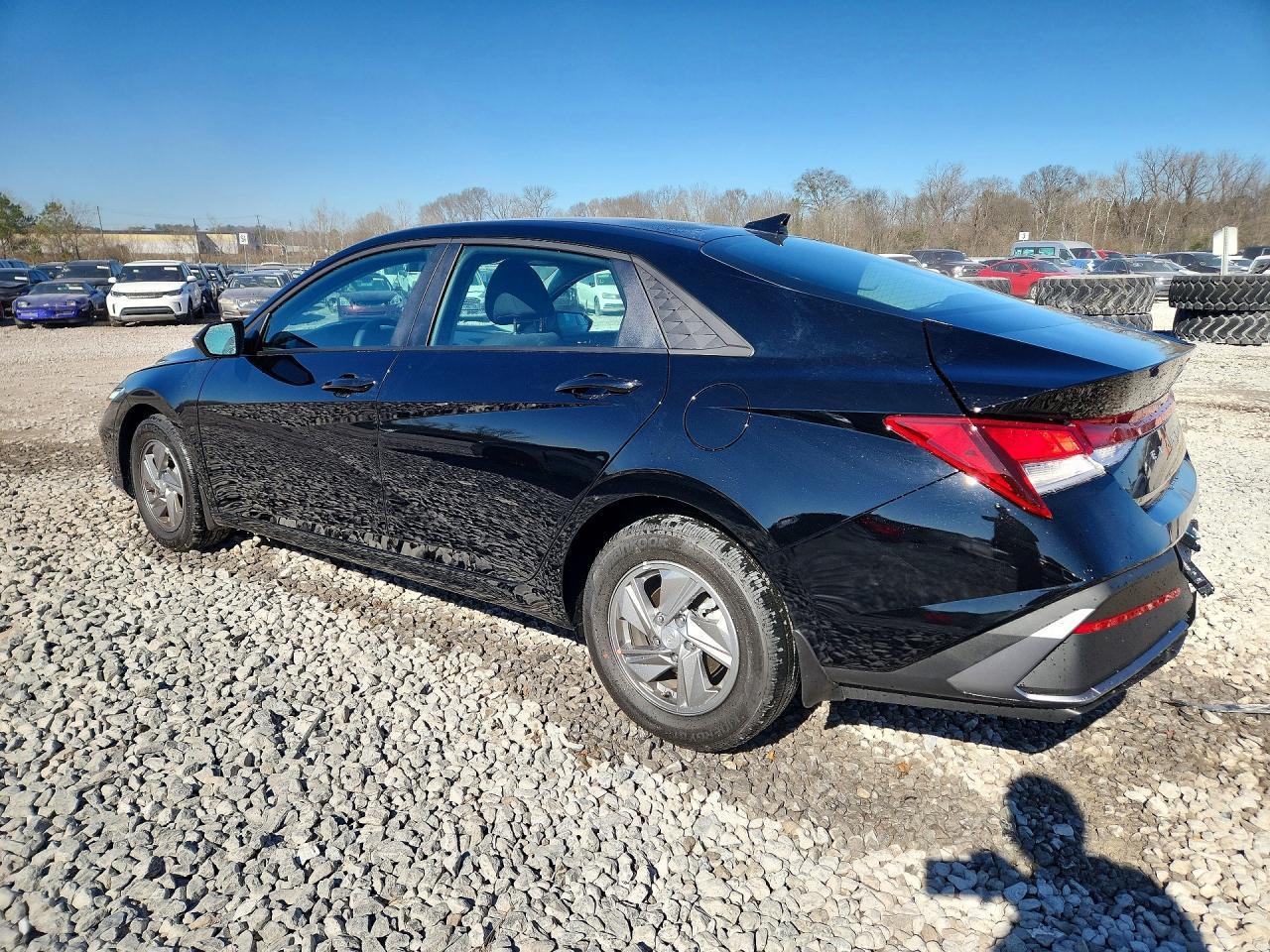 2026 Hyundai Elantra Se - Image 2
