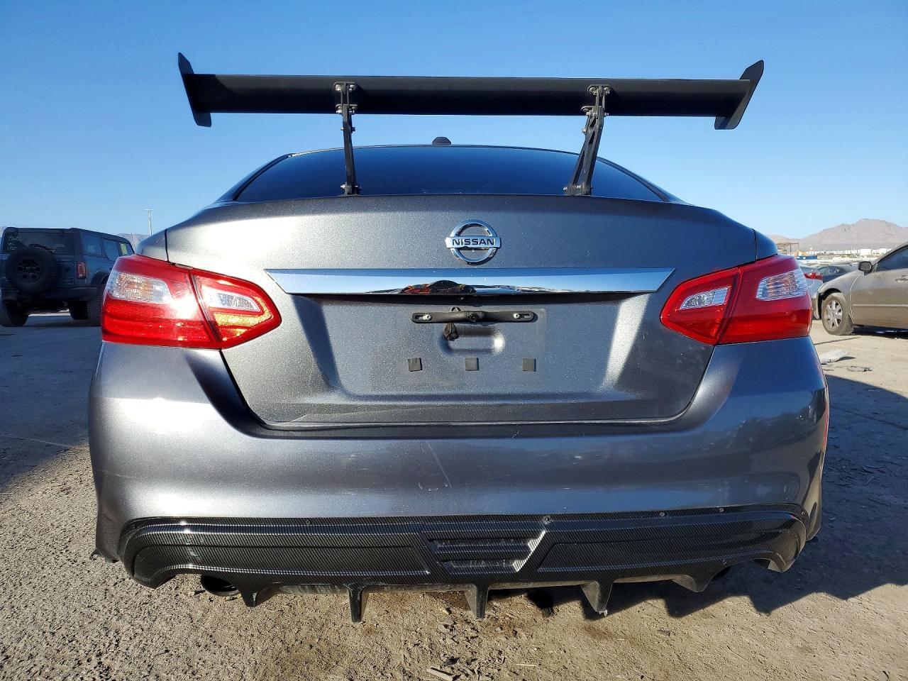 2017 Nissan Altima 2.5 - Фото 6