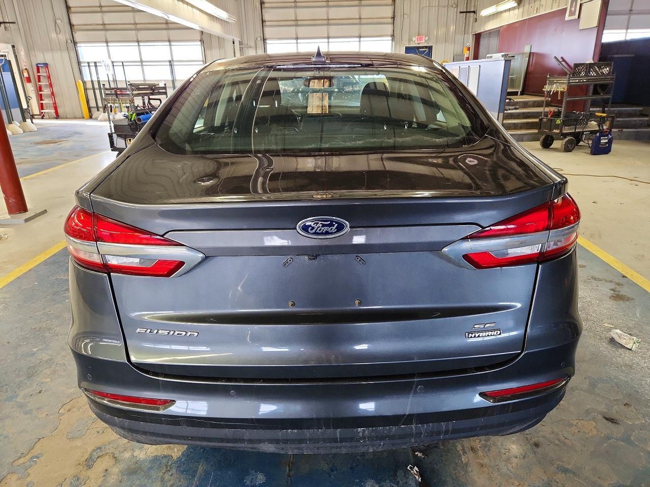 2020 Ford Fusion Hybrid - Фото 6