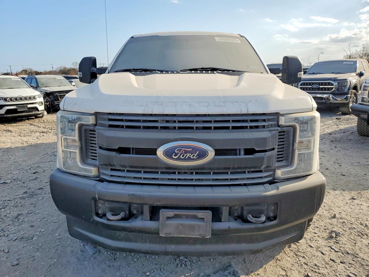 2019 Ford F250 Super Duty - Фото 5