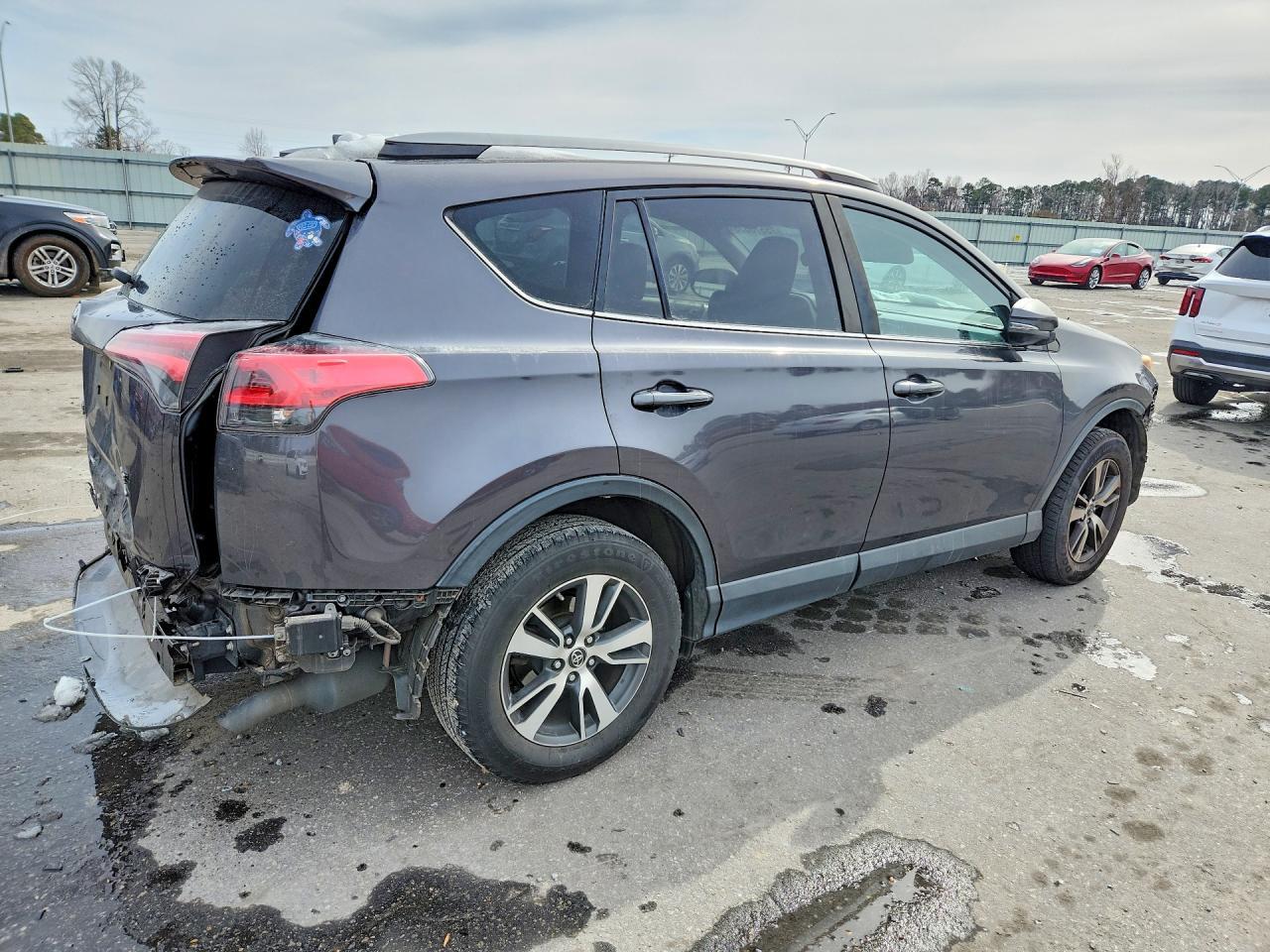 2018 Toyota Rav4 Adventure - Фото 3