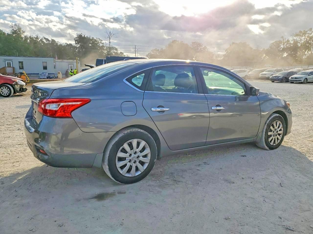 2016 Nissan Sentra Sv - Фото 3