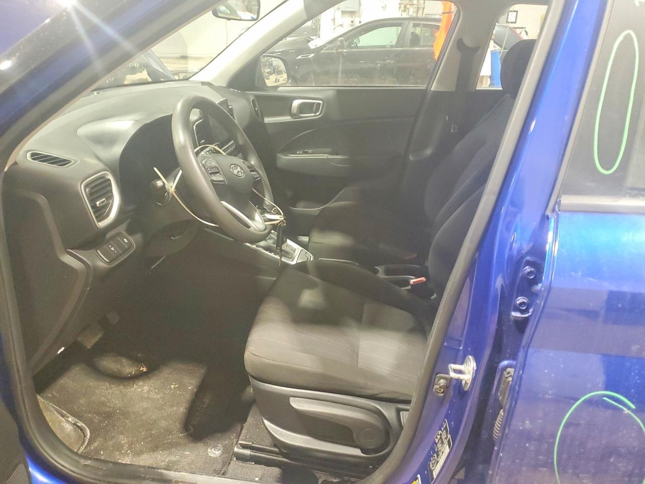 2022 Hyundai Venue Se - Image 7