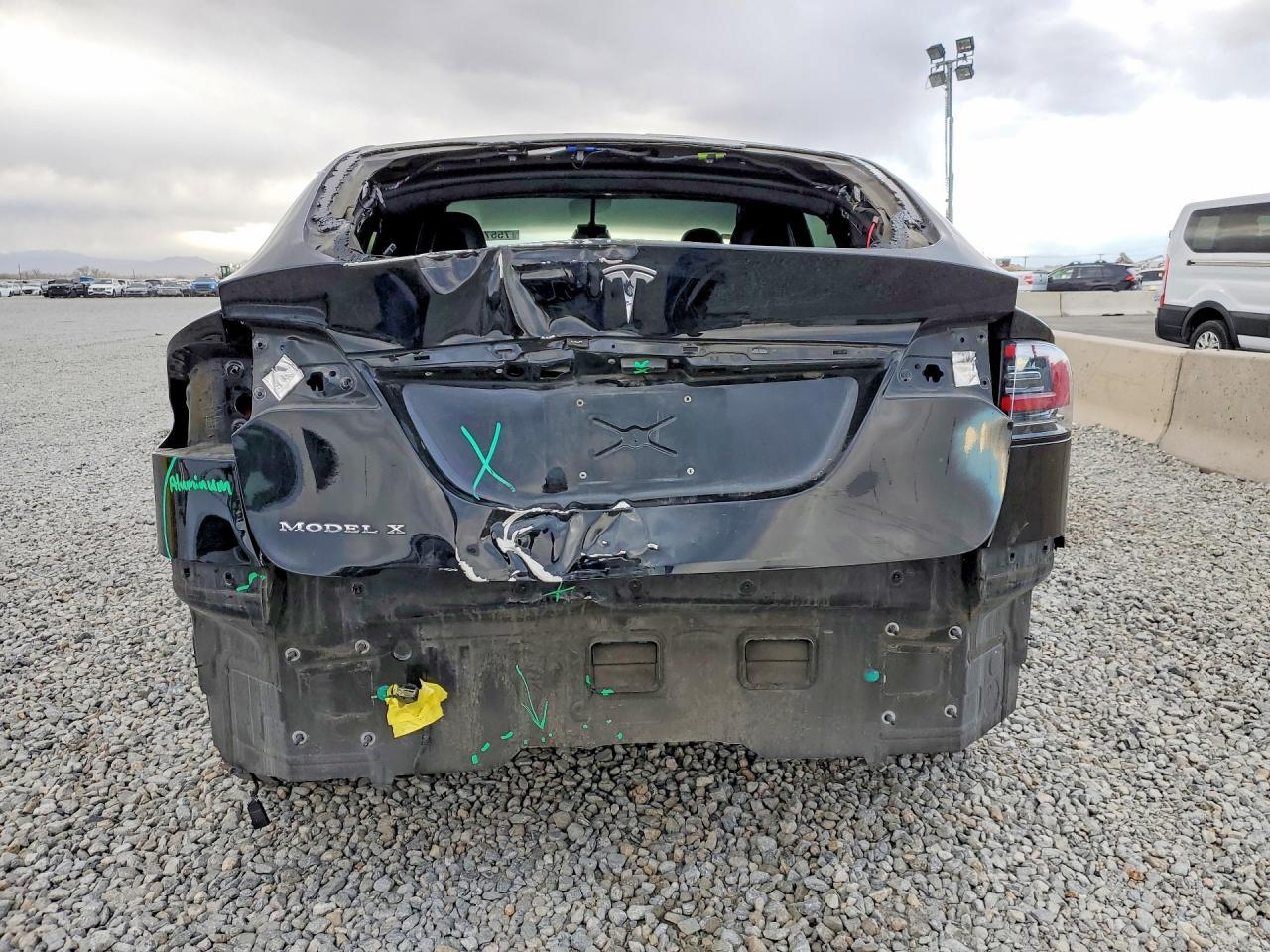 2017 Tesla Model X - Фото 6