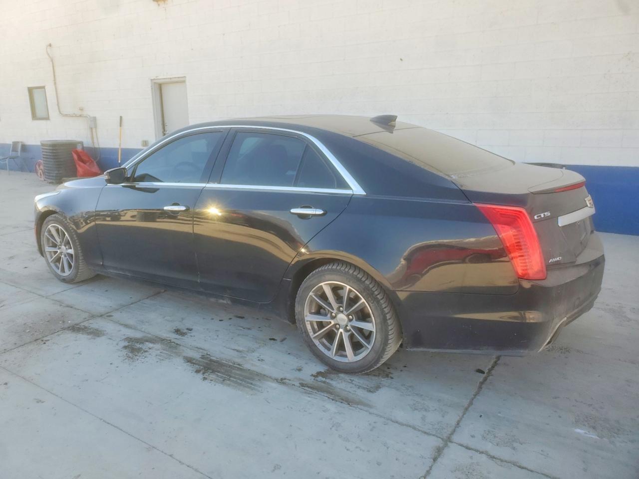 2018 Cadillac Cts Luxury - Фото 2