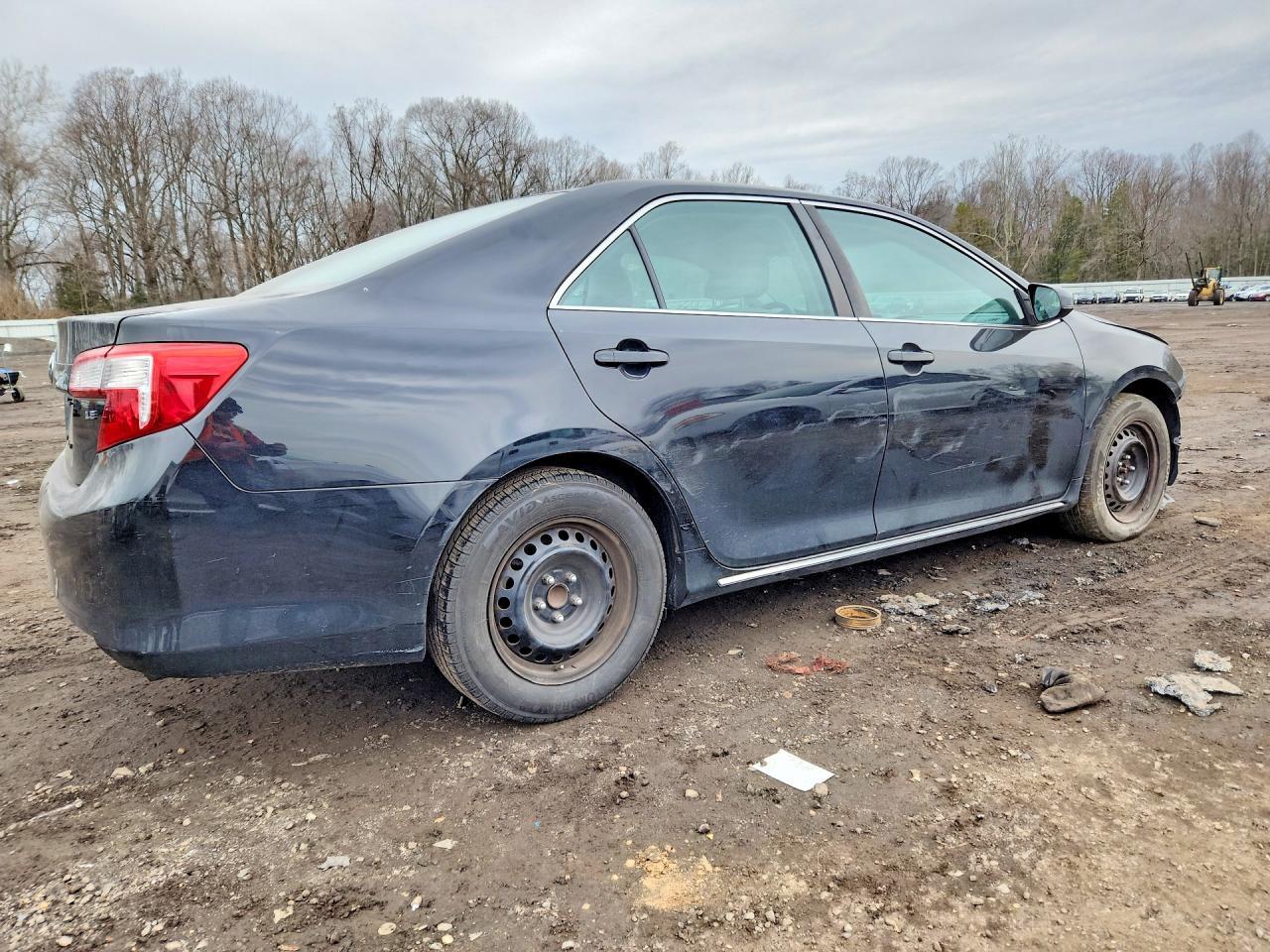 2013 Toyota Camry - Фото 3