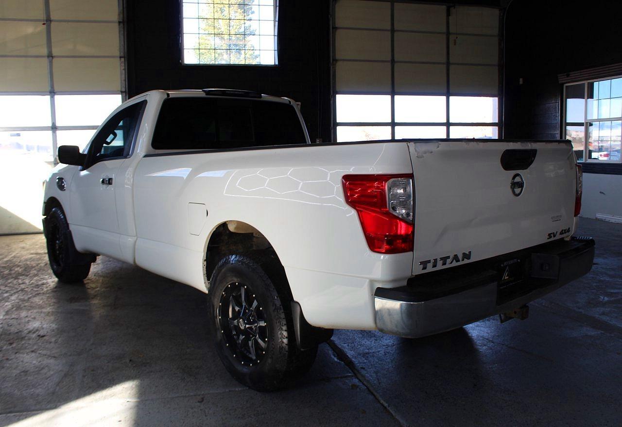 2017 Nissan Titan Sv - Фото 4