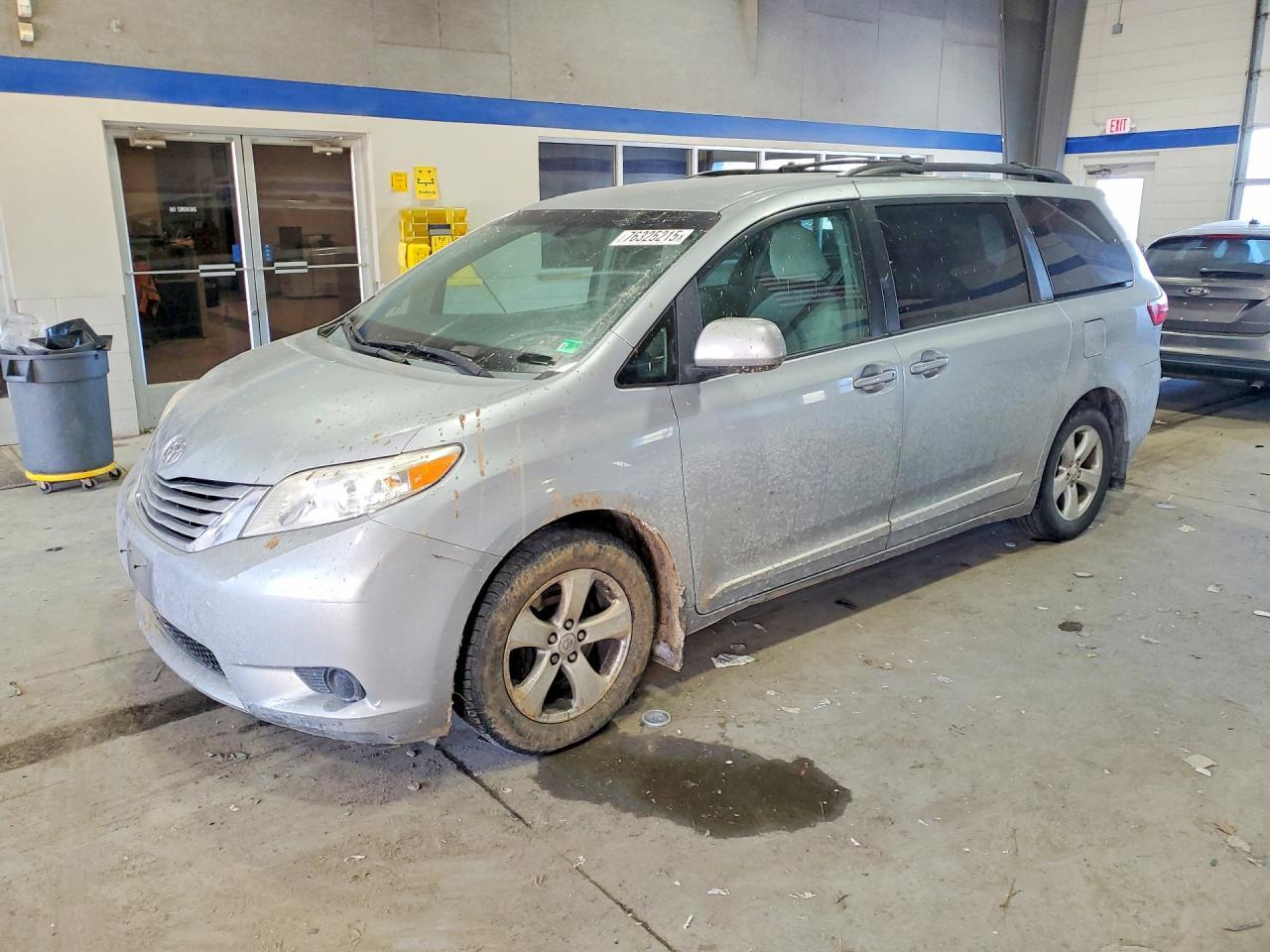 2015 Toyota Sienna Le