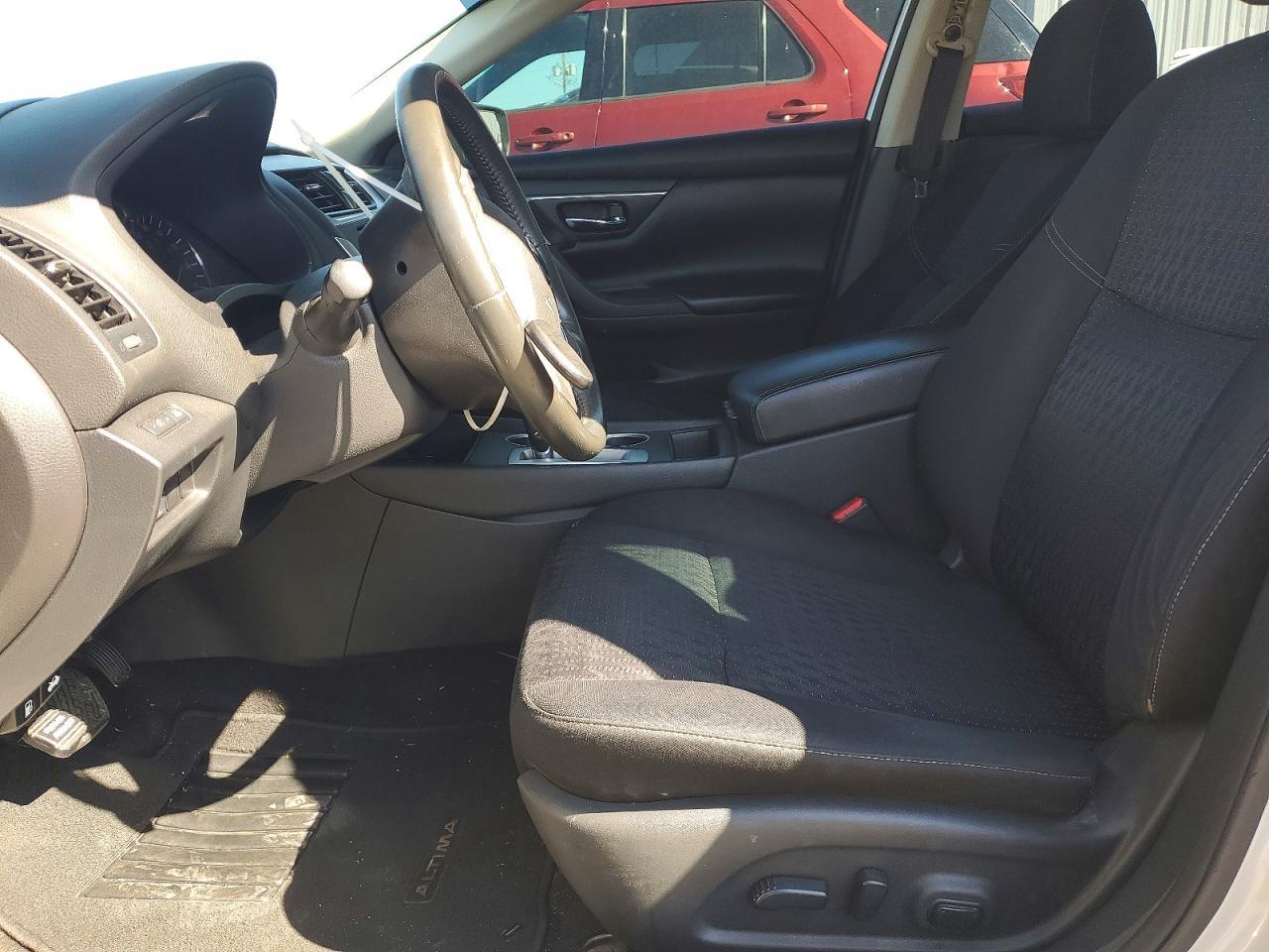 2017 Nissan Altima 2.5 - Image 7
