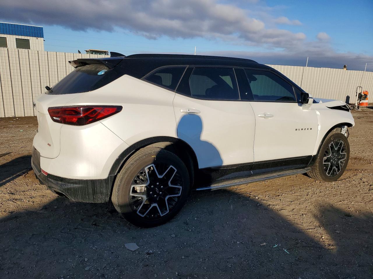 2023 Chevrolet Blazer Rs - Фото 3