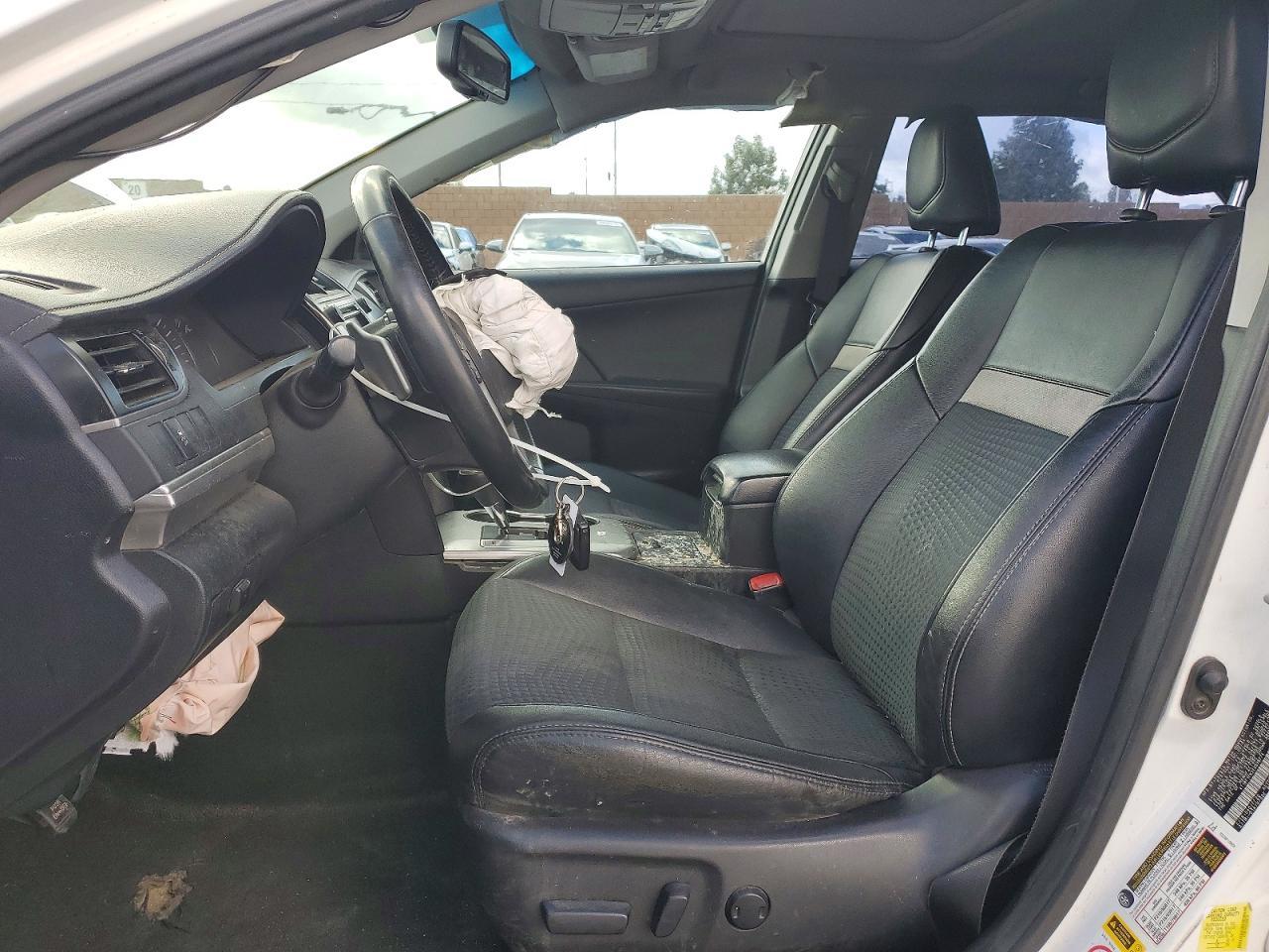2014 Toyota Camry - Фото 7