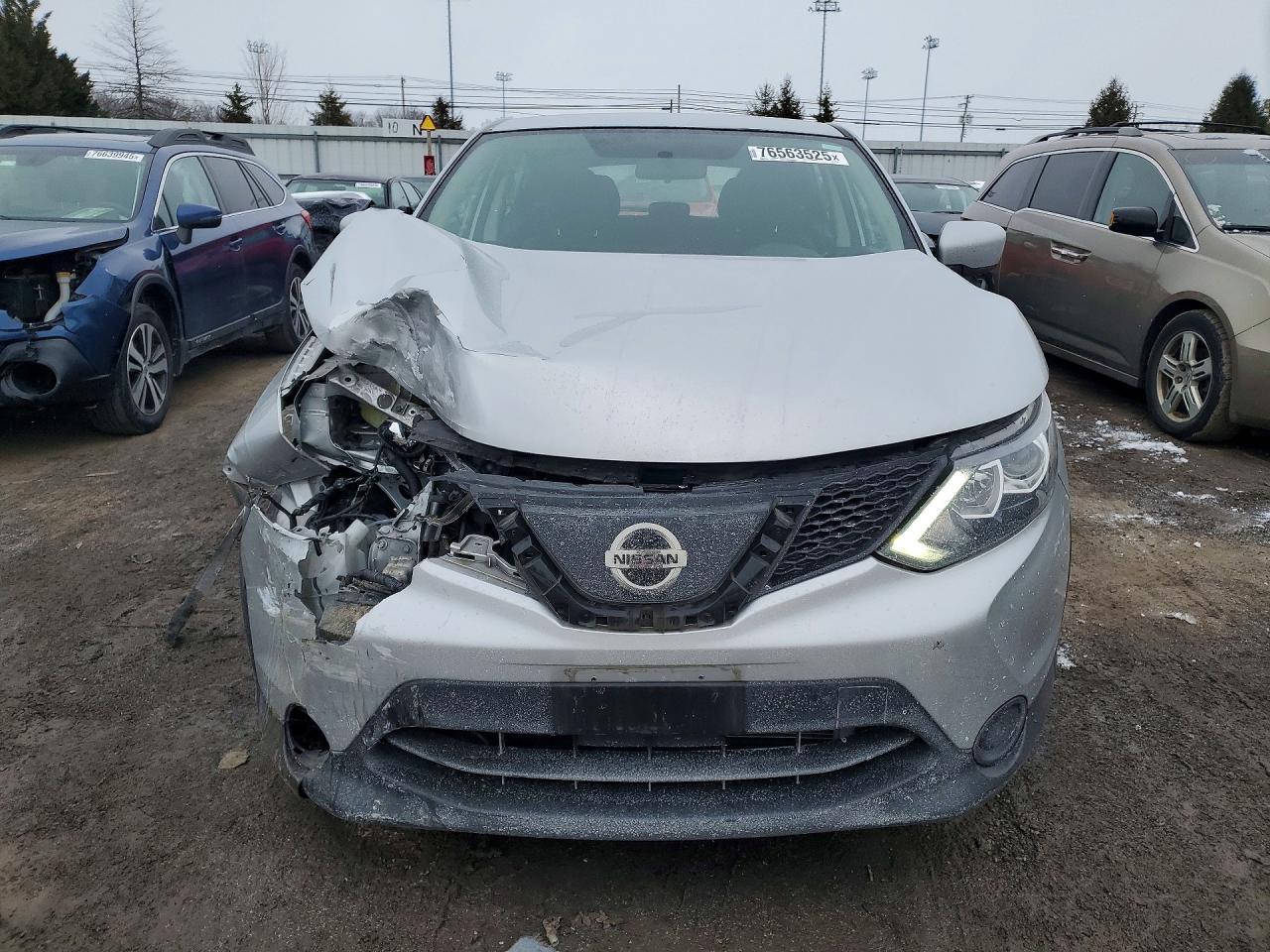 2019 Nissan Rogue Sport S - Фото 5